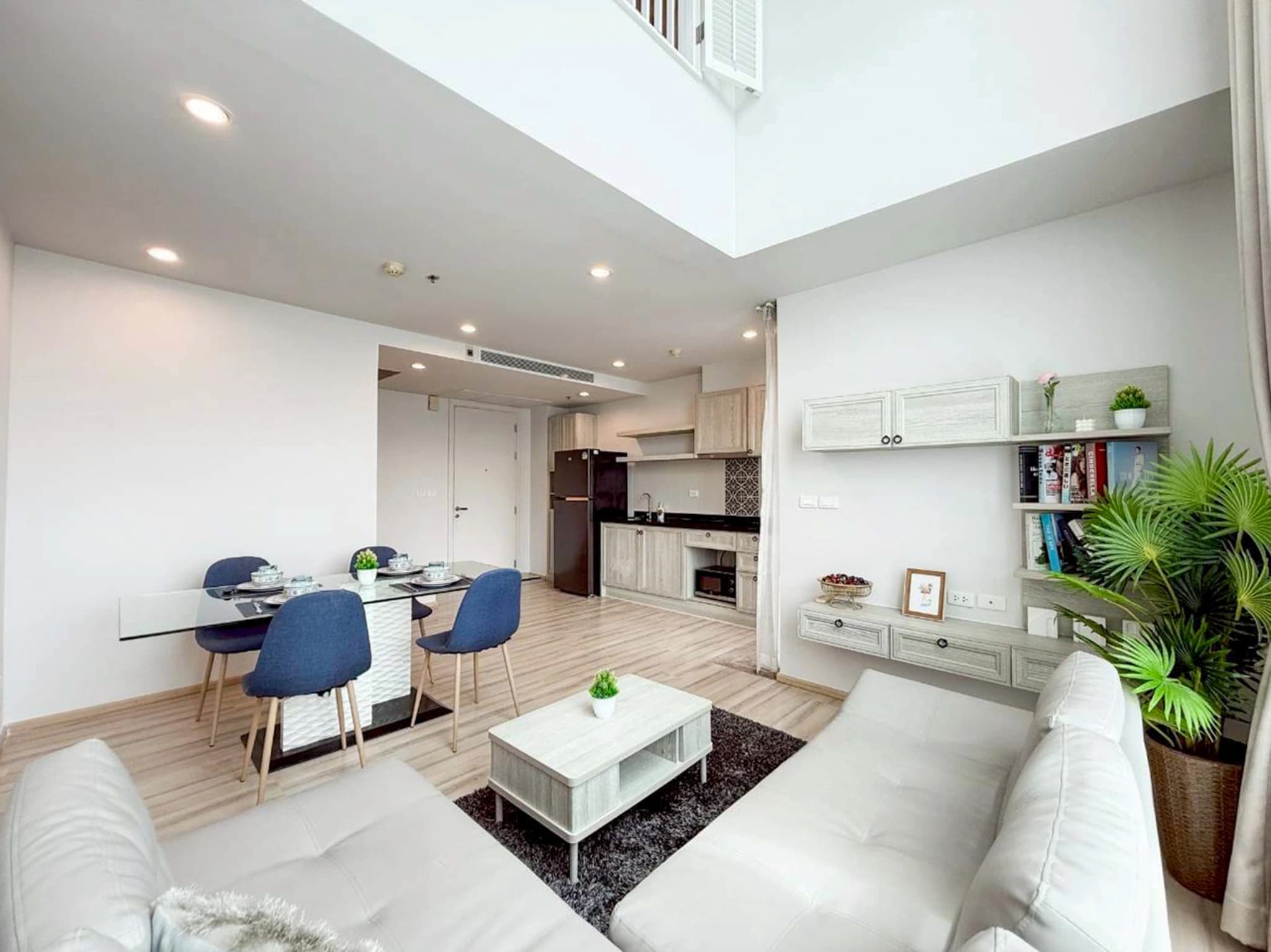 1 bedroom condo for rent The Base Height - photo 5