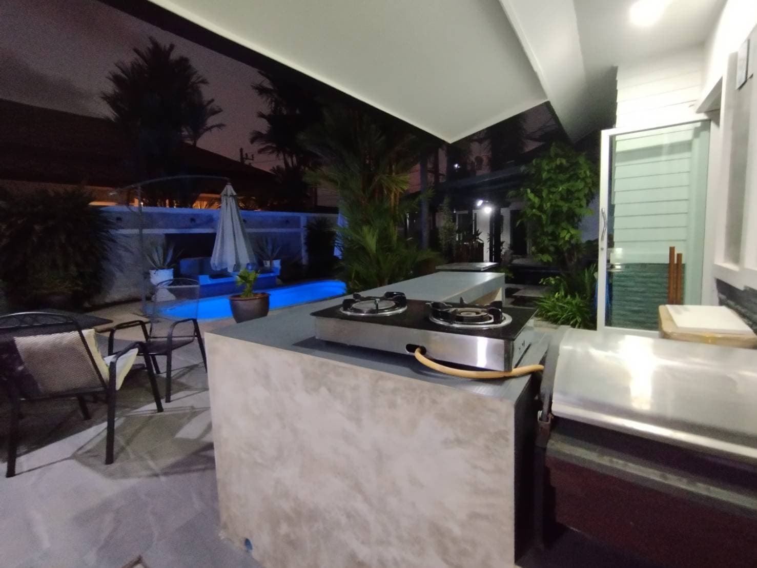 5 Beds Villa, Permsap Villa