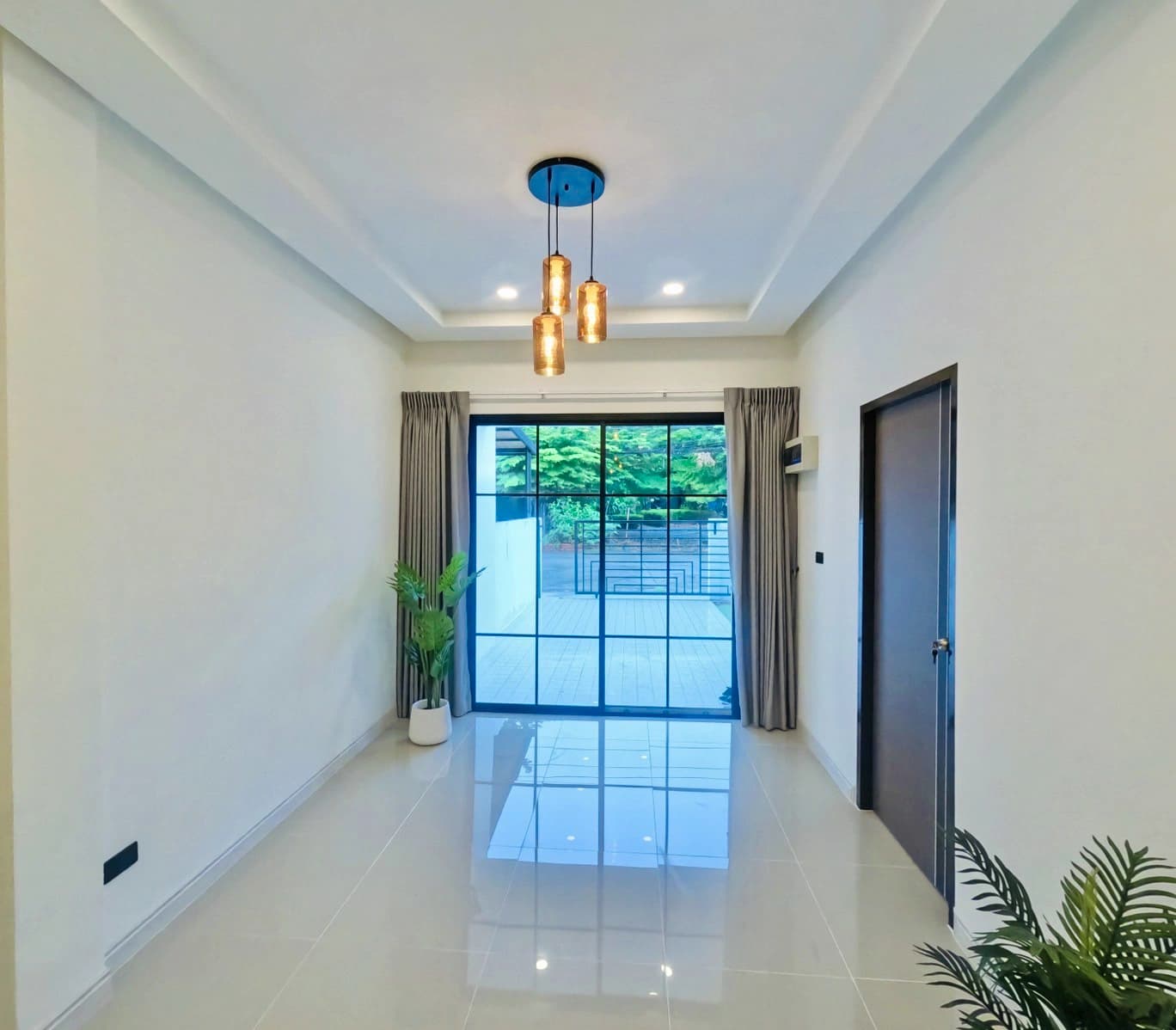 3 bedroom house for rent Chok Thip Villa - photo 2
