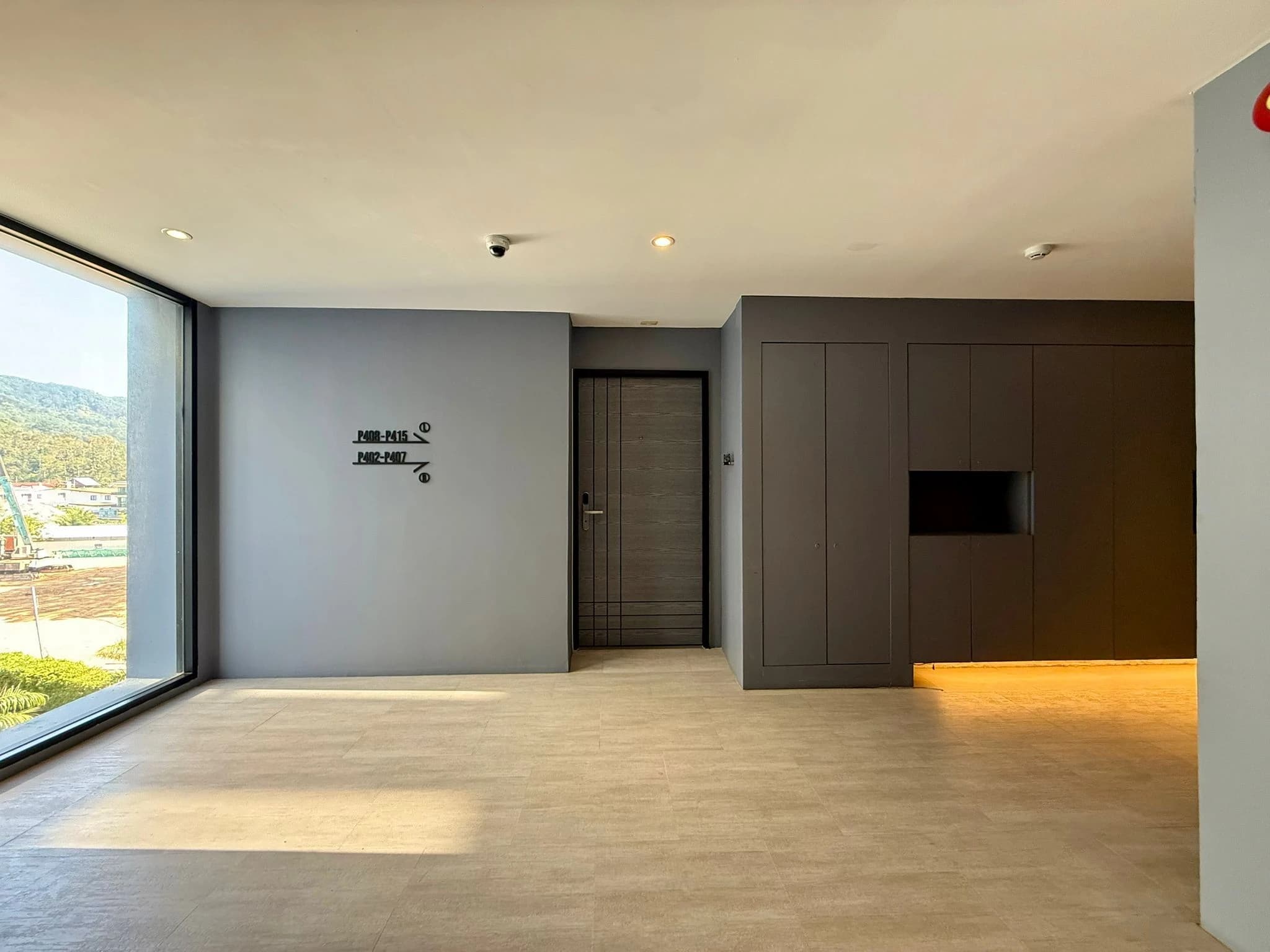 1 Bed Condo, CITYGATE - photo 4