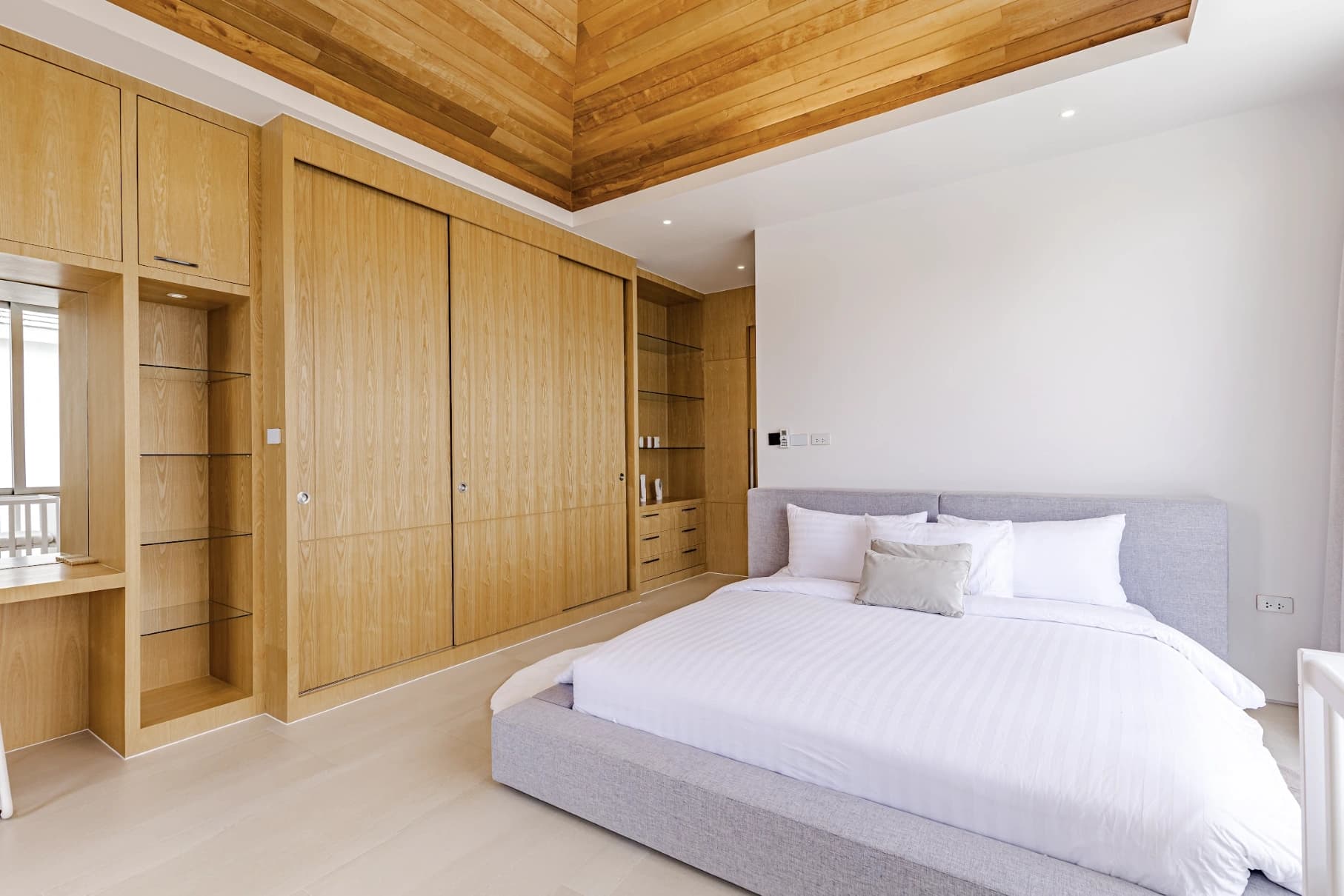 3 bedroom villa for rent LuxPride by Wallaya Villas - photo 2
