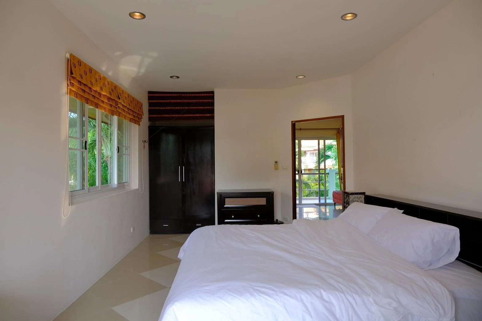 3 Bedrooms Villa in Rawai - photo 4