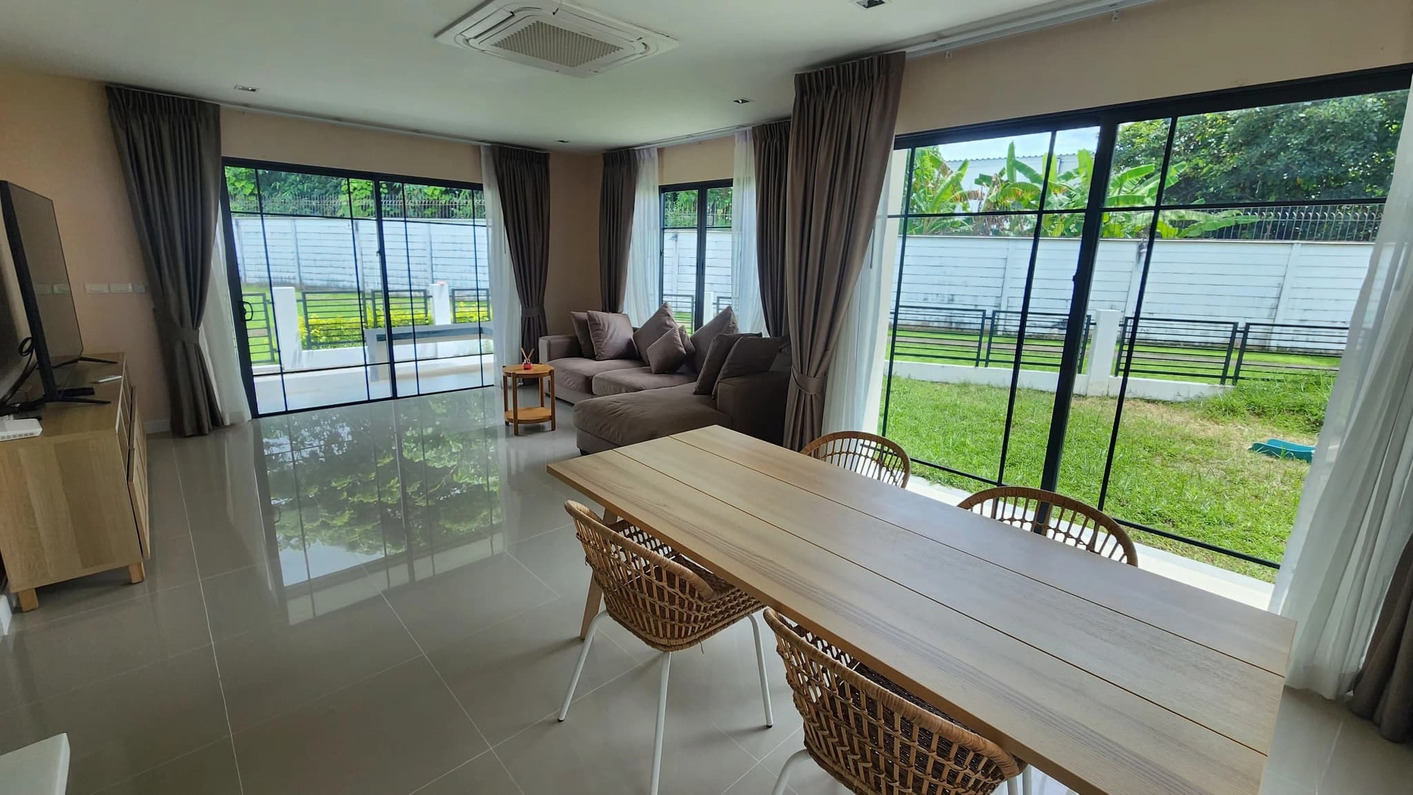 3 Beds House, Burasiri - photo 3