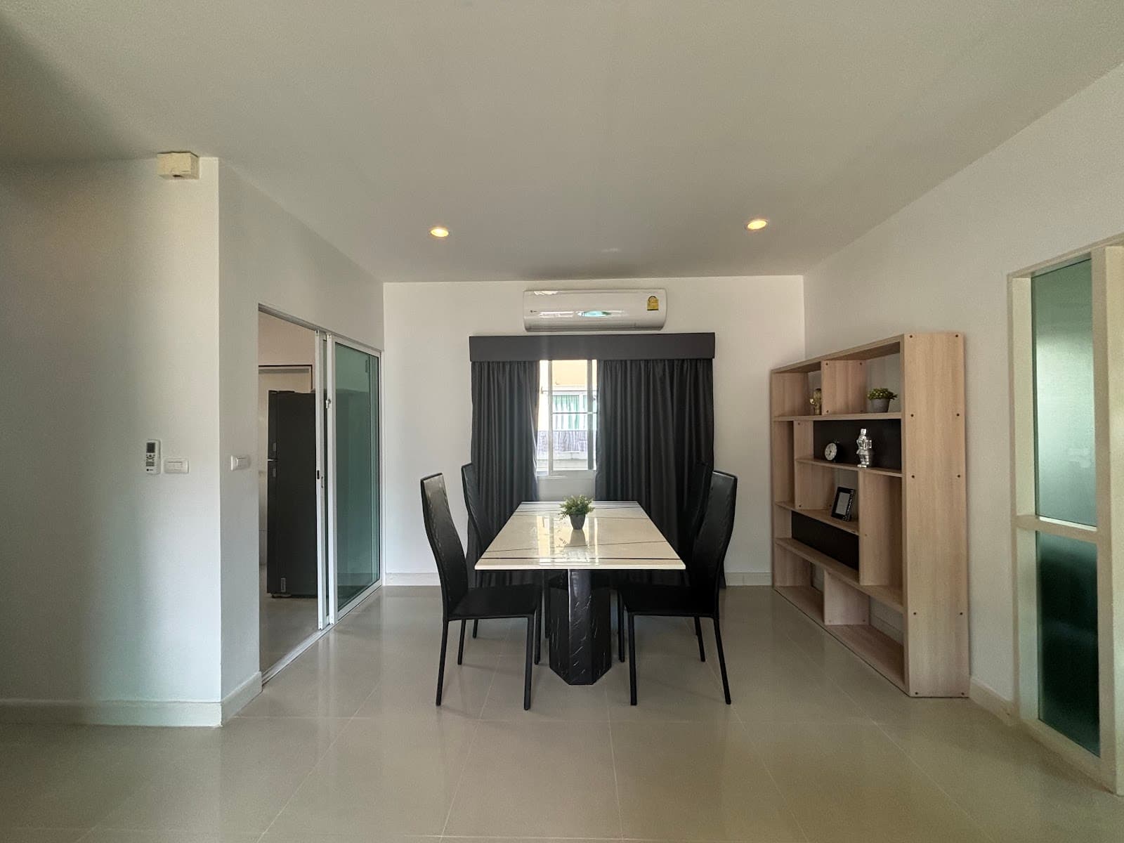 4 Beds House, Saransiri - photo 2