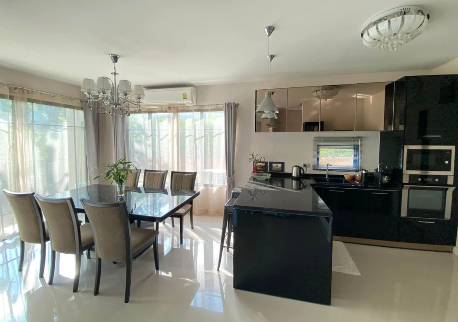 3 Beds House, Burasiri - photo 2