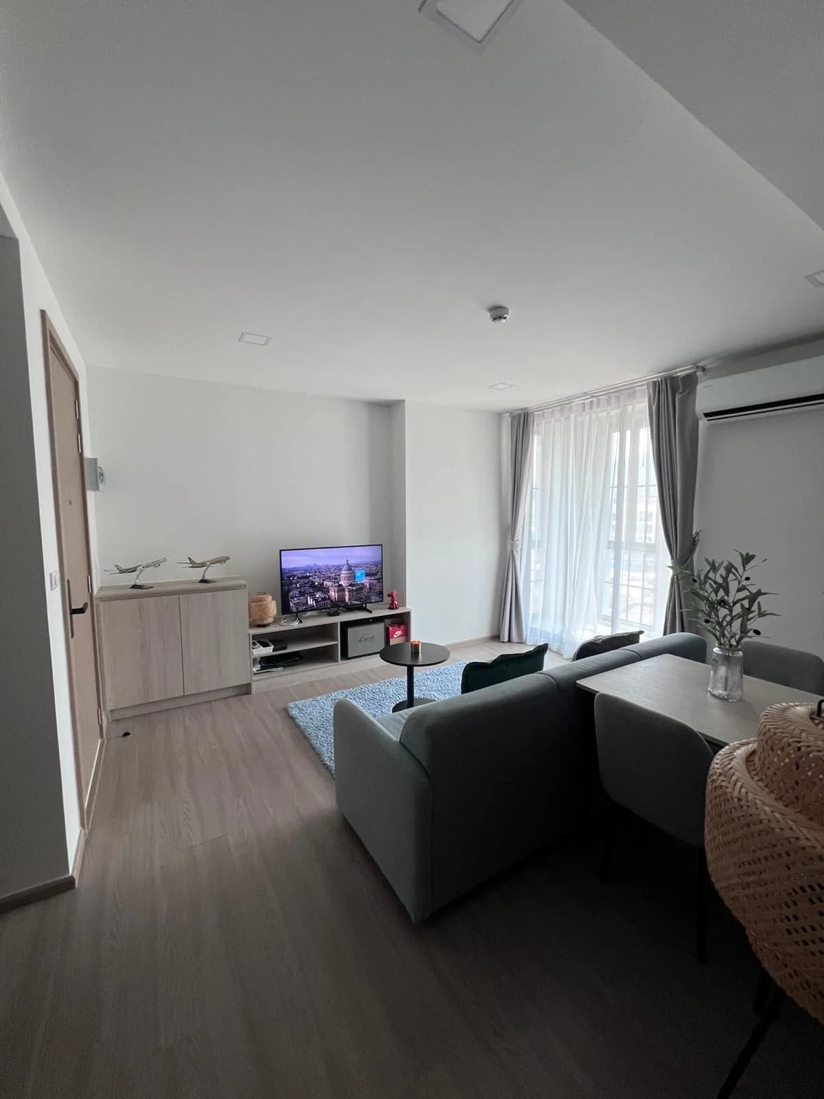2 bedroom condo for rent THE BASE Bukit