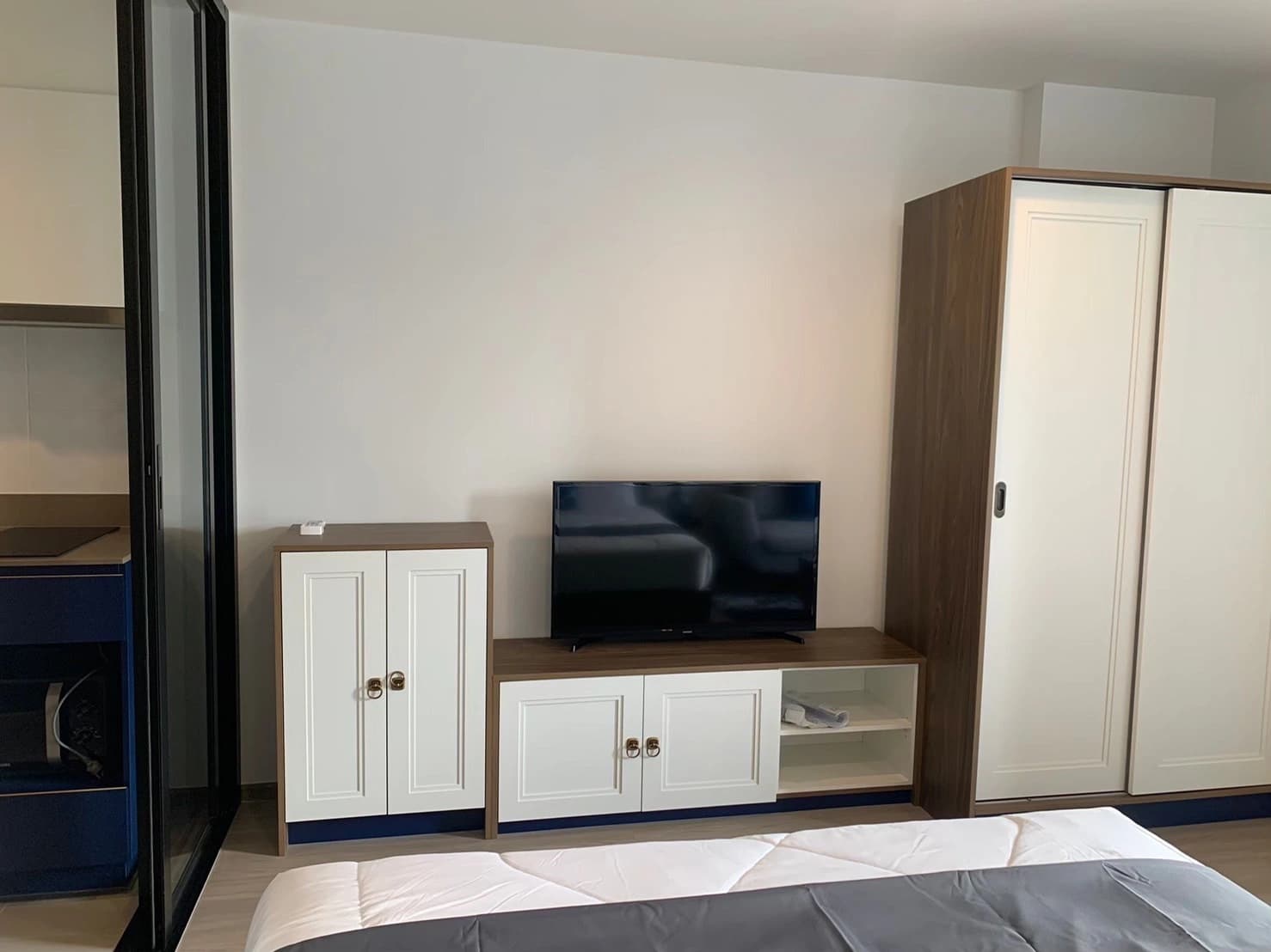 1 Bed Condo, The Base Central - photo 3