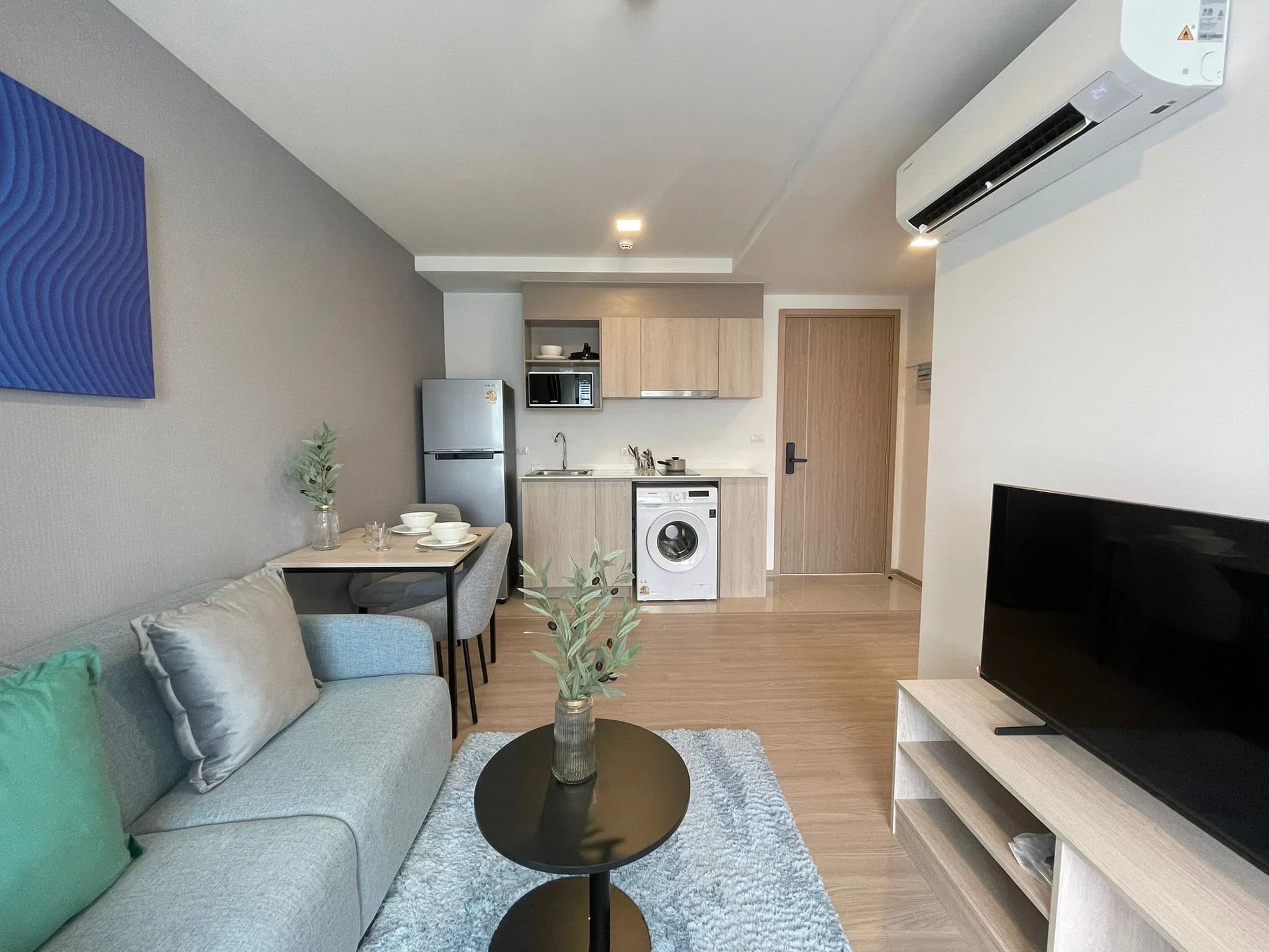 2 bedroom condo for rent The Base Bukit