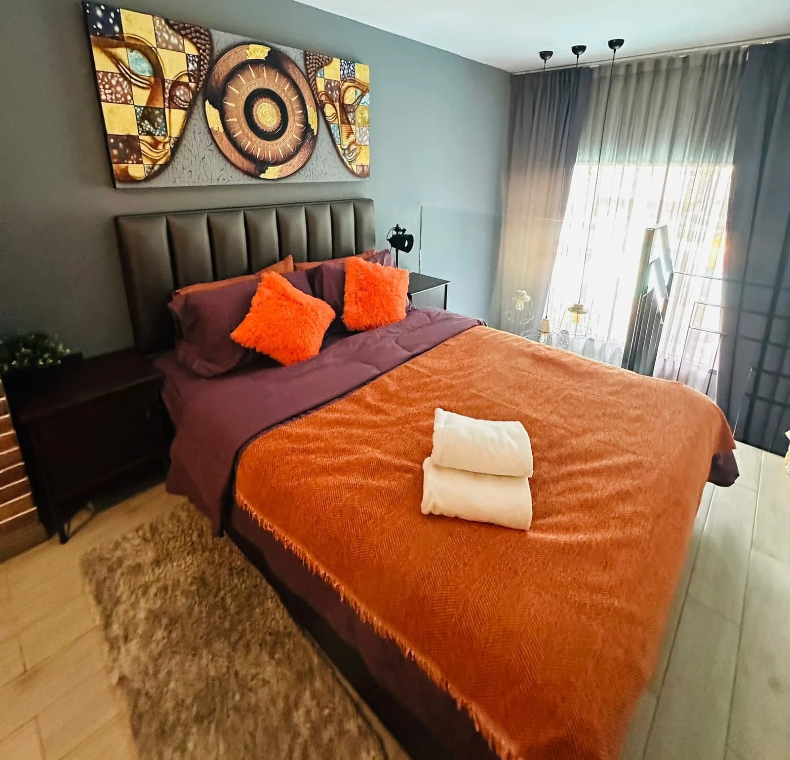 1 Bed Condo, Utopia Loft - photo 2