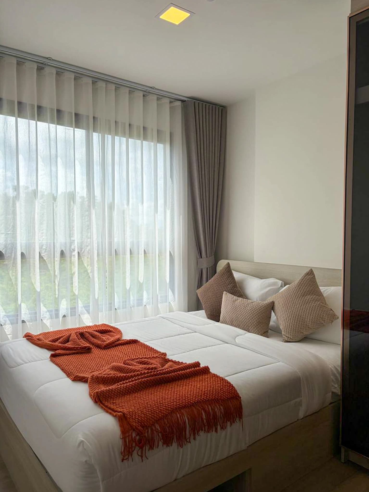 Studio condo for rent THE BASE Bukit - photo 4