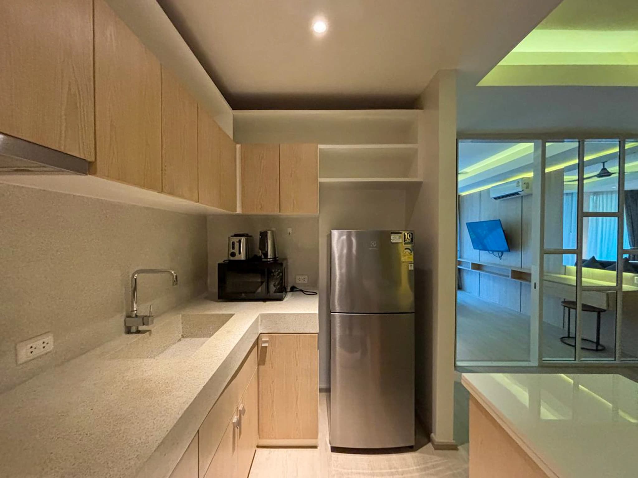 Studio apartment for rent The Trees Residence - photo 3