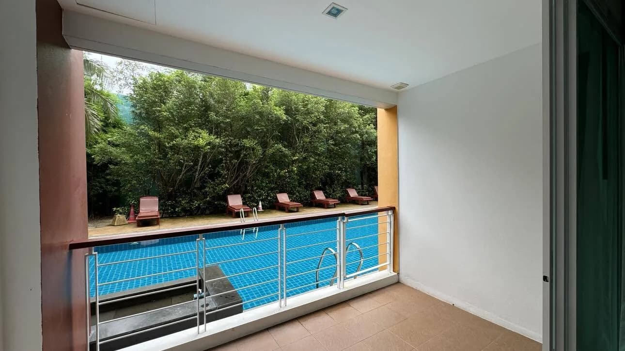 2 Beds Condo, Seaview Resotel