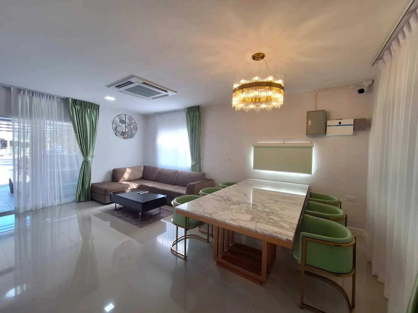 3 Beds House, Habitown