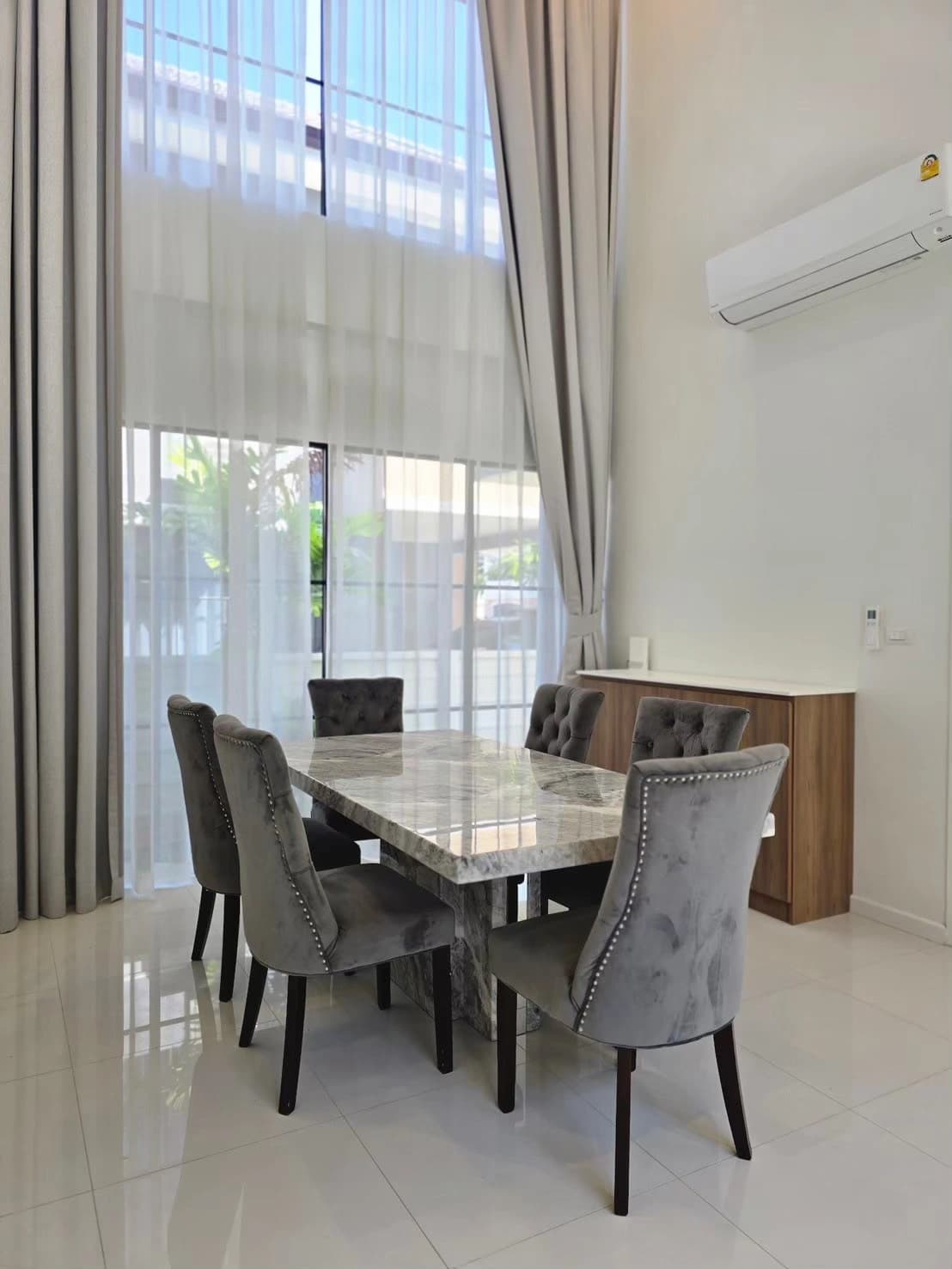 4 Beds Villa, Crown Estate Dulwich Road - photo 2