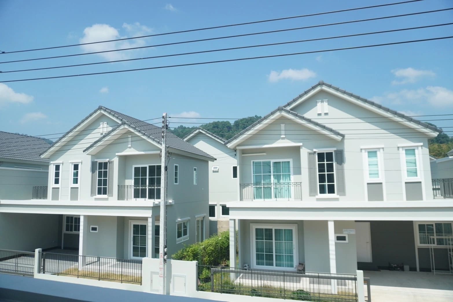 3 Beds House, Anasiri Paklok