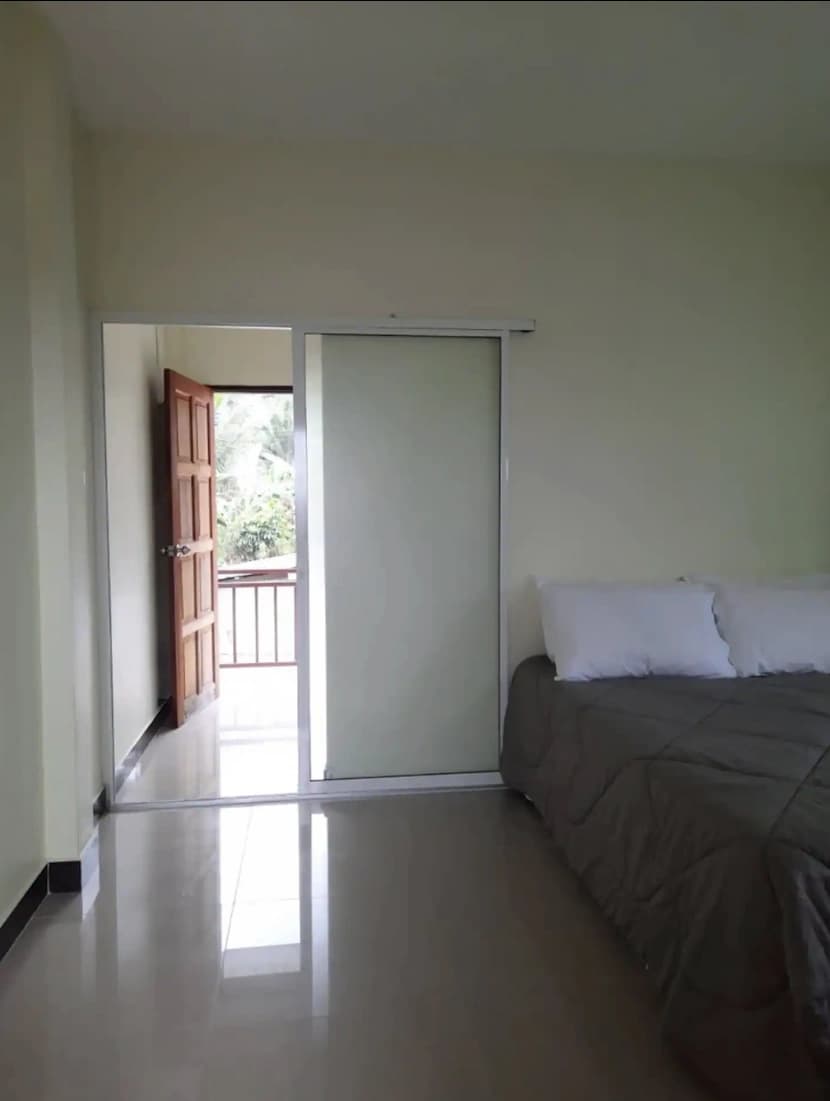1 Bed Condo, Samrarn - photo 2