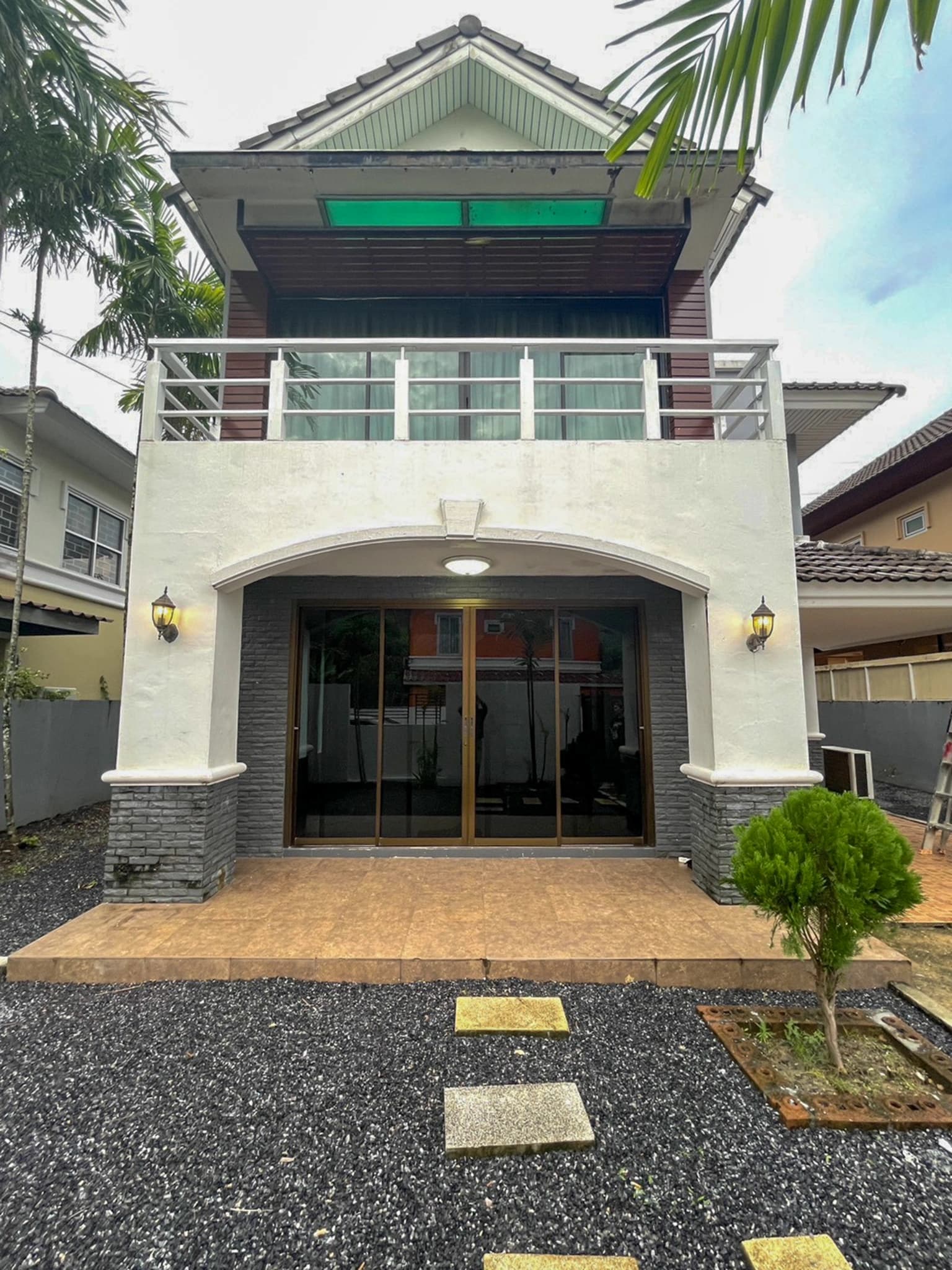 3 bedroom house for rent Baan Rock Garden