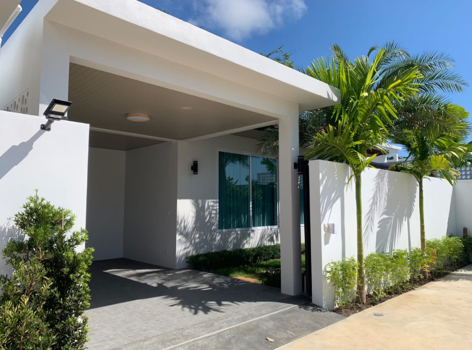 3 Beds Villa, Naya Villa