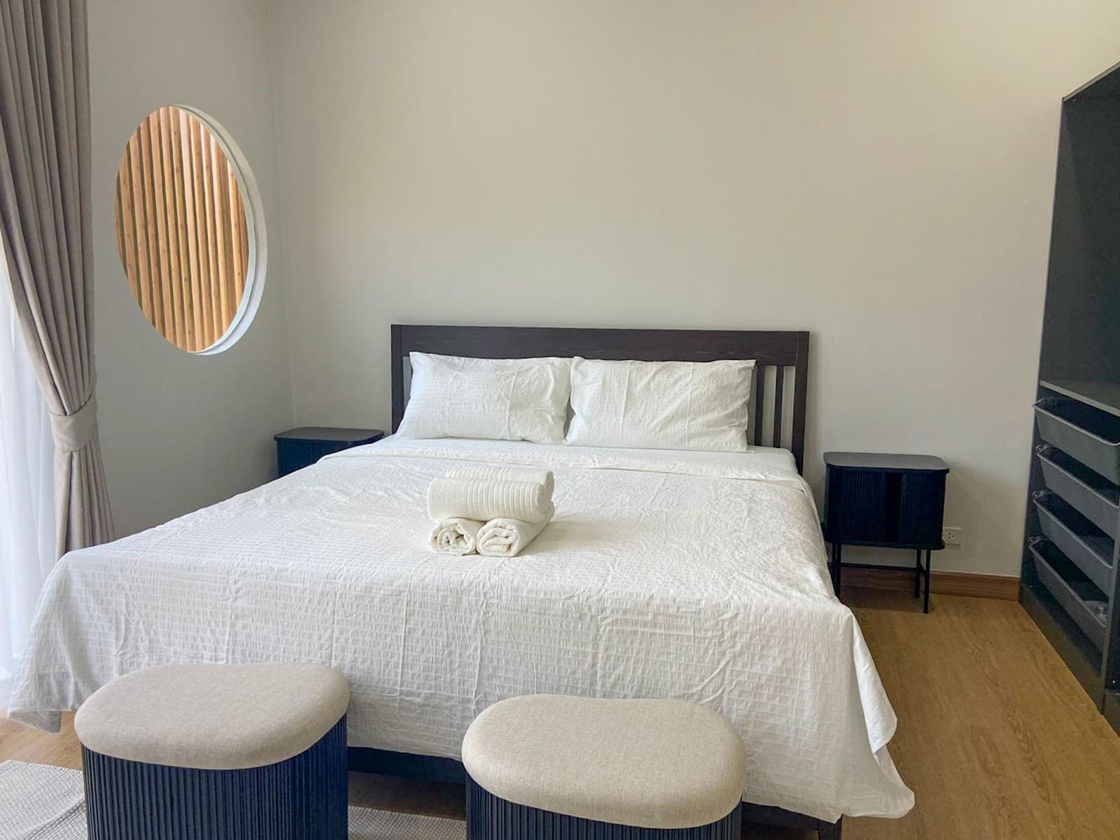 3 Beds House, Modern Life Si Sunthon