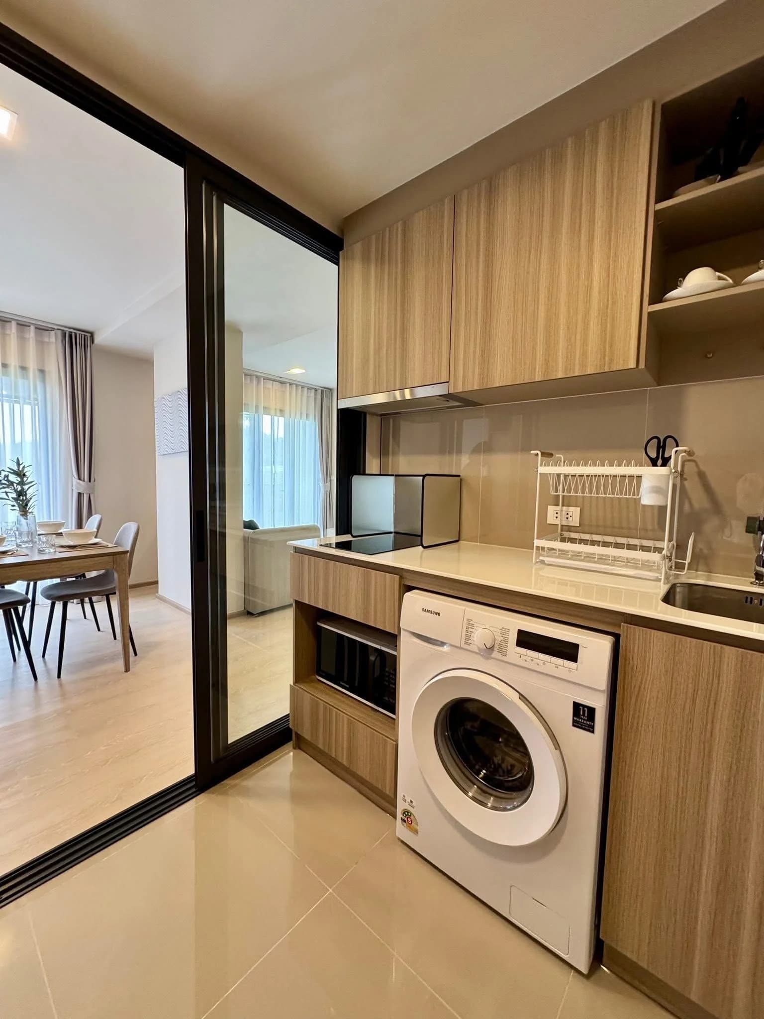 2 Beds Condo, The Base Rise - photo 2