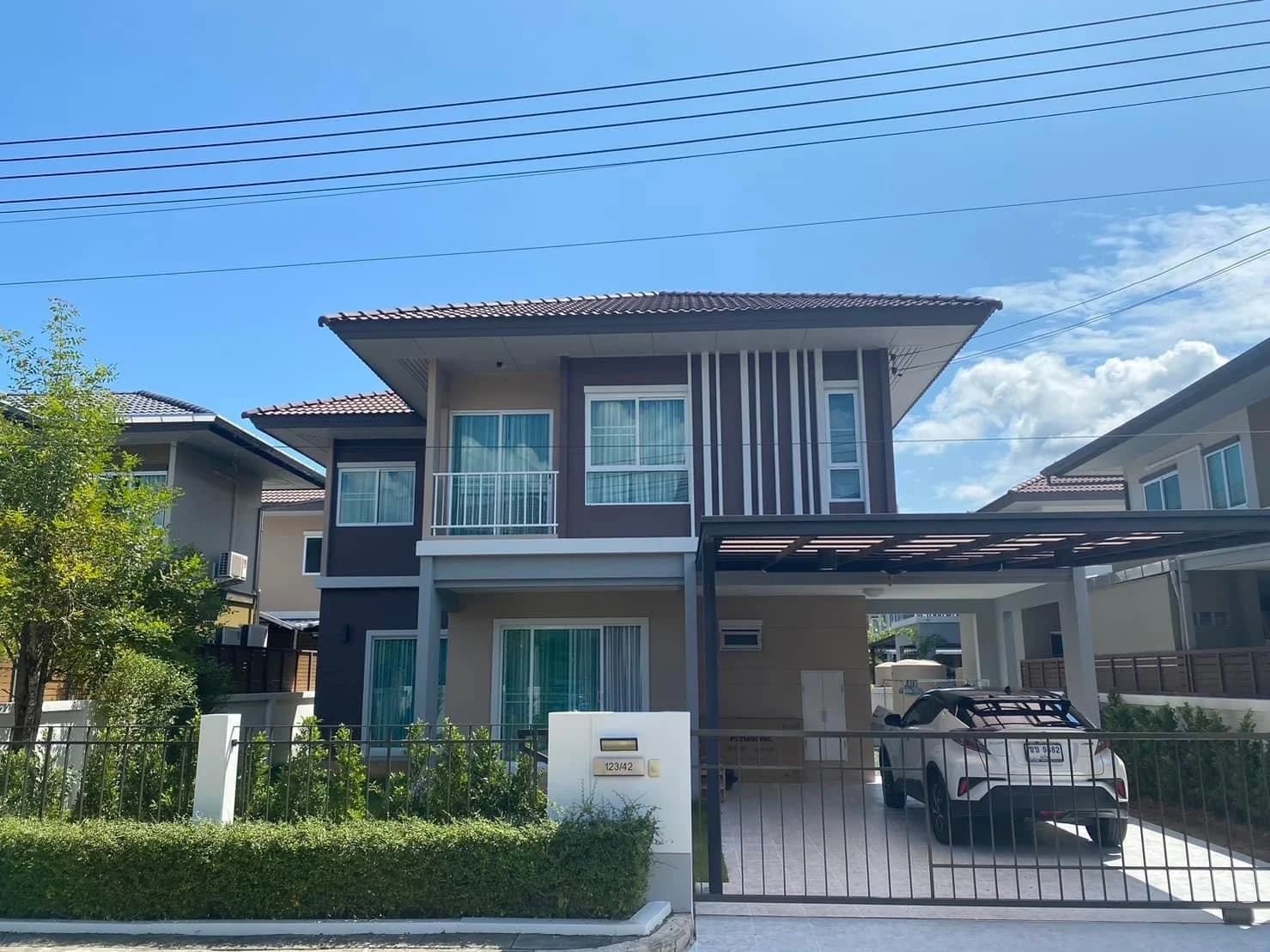 4 Beds House, Saransiri