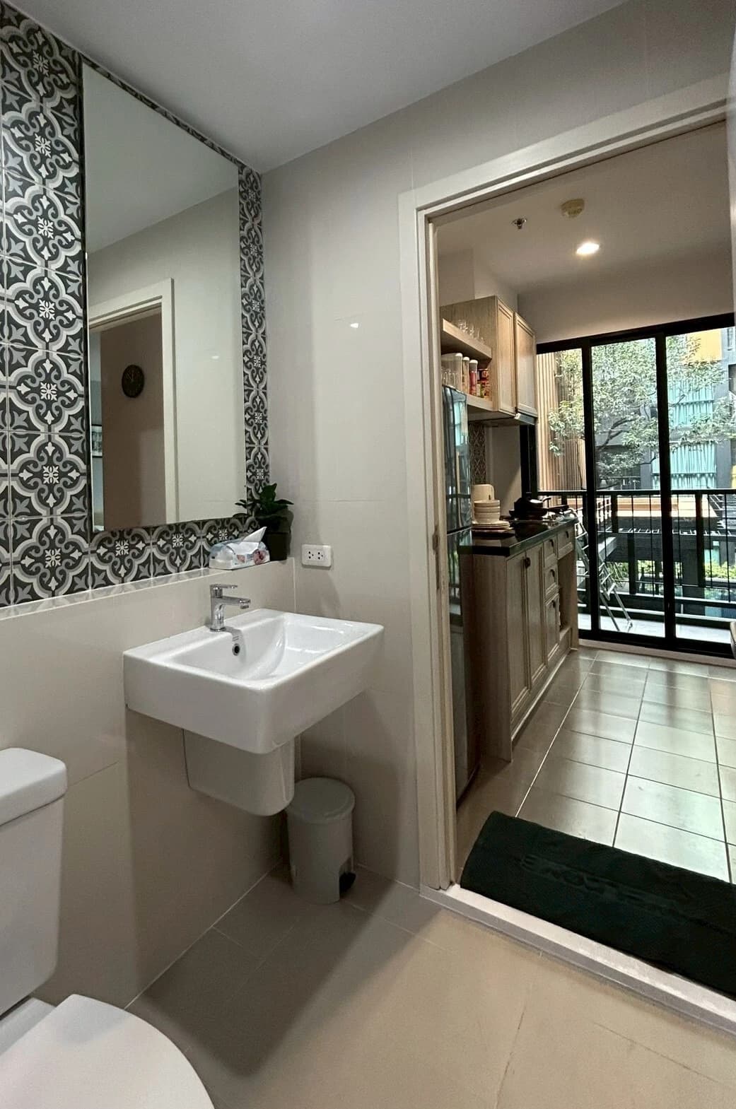 1 bedroom condo for rent - photo 4