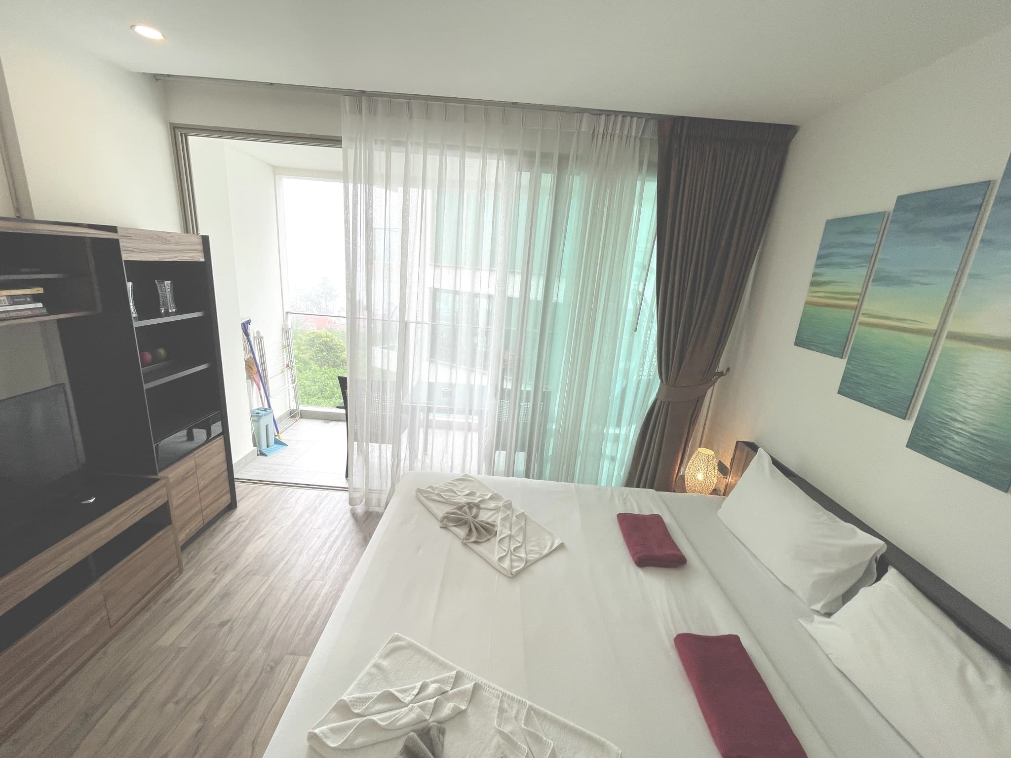 1 Bed Condo, Oceana Kamala - photo 2