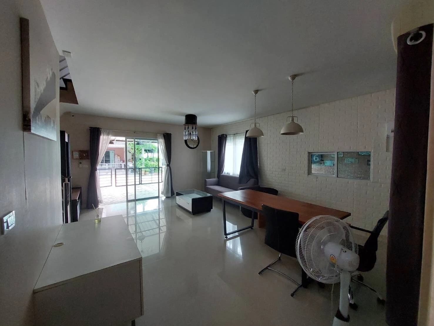 3 Beds House, Habitown