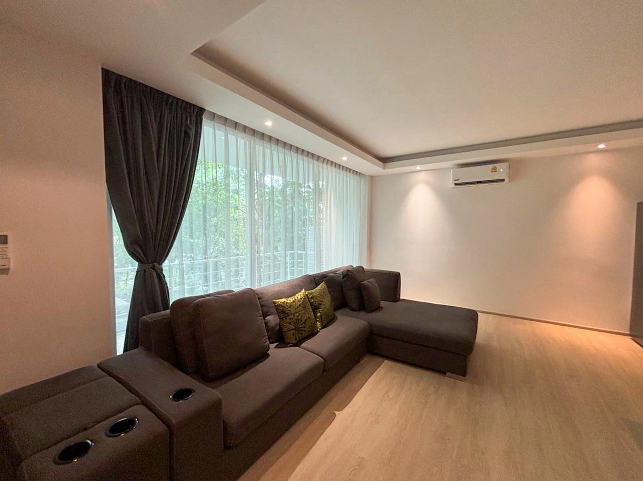 2 bedroom apartment for rent The Trees Residence - photo 5