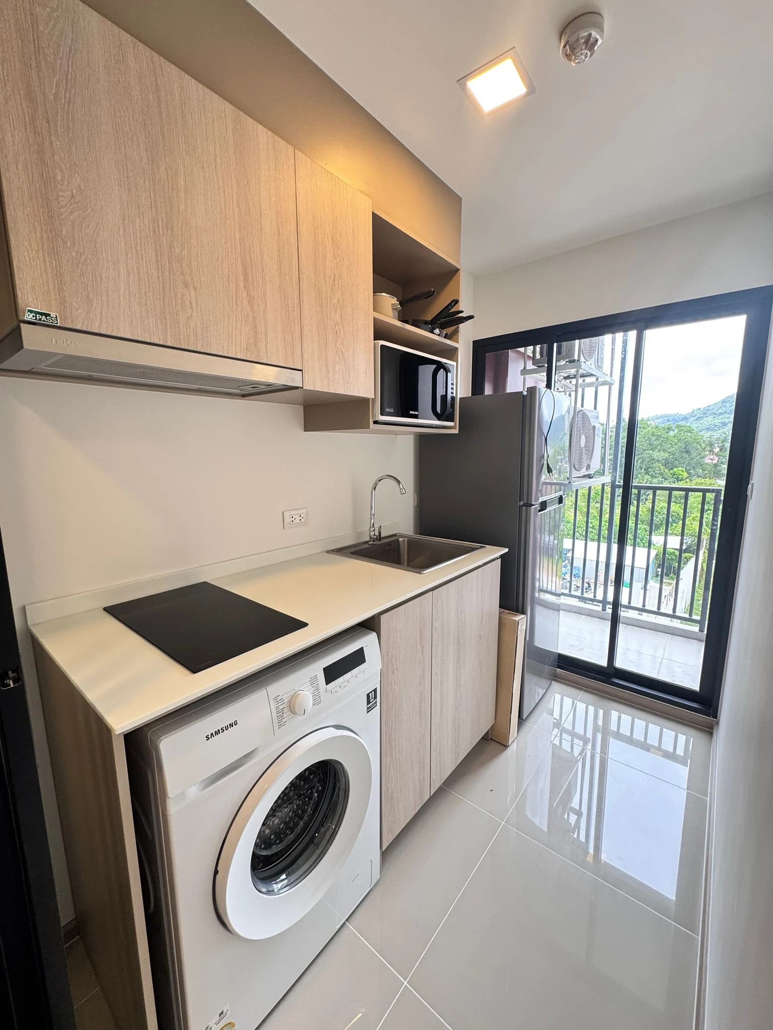 1 Bed Condo, The Base Bukit - photo 4