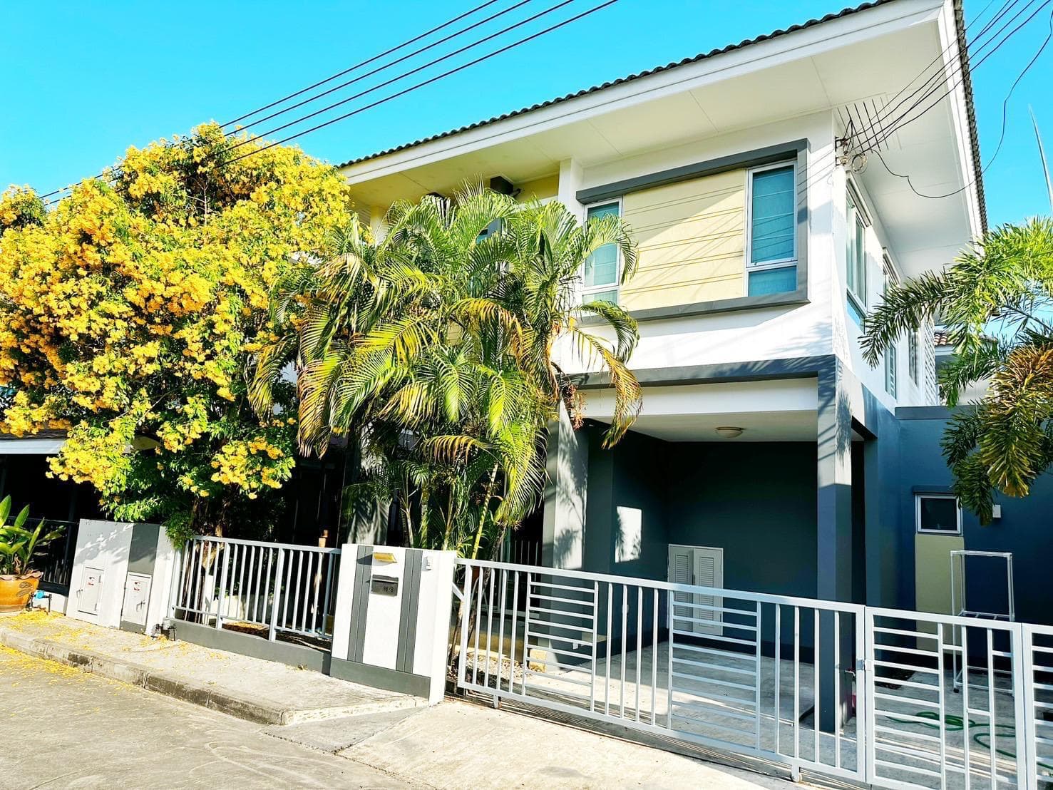 3 Beds House, Habitia