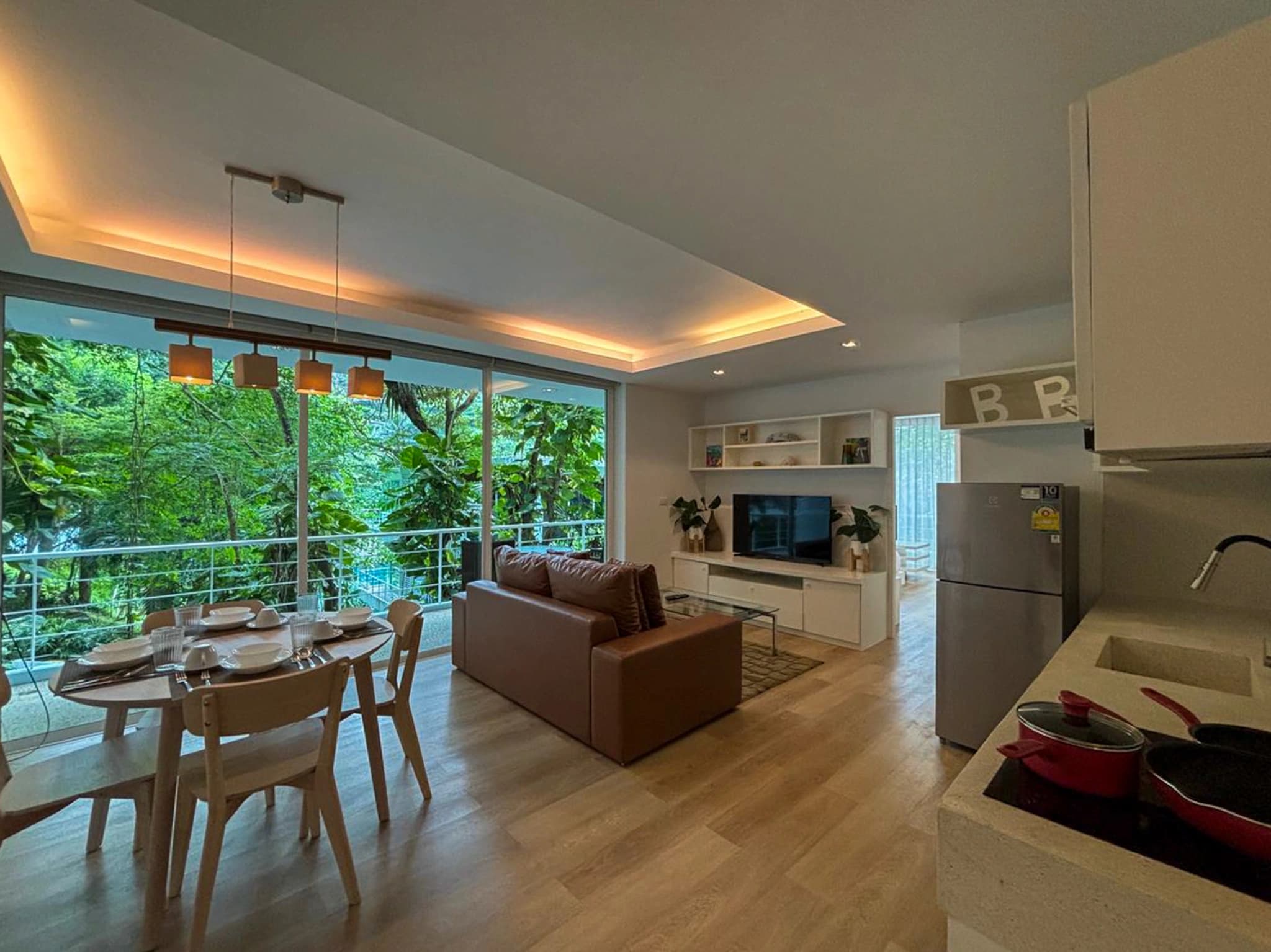 2 bedroom apartment for rent The Trees Residence