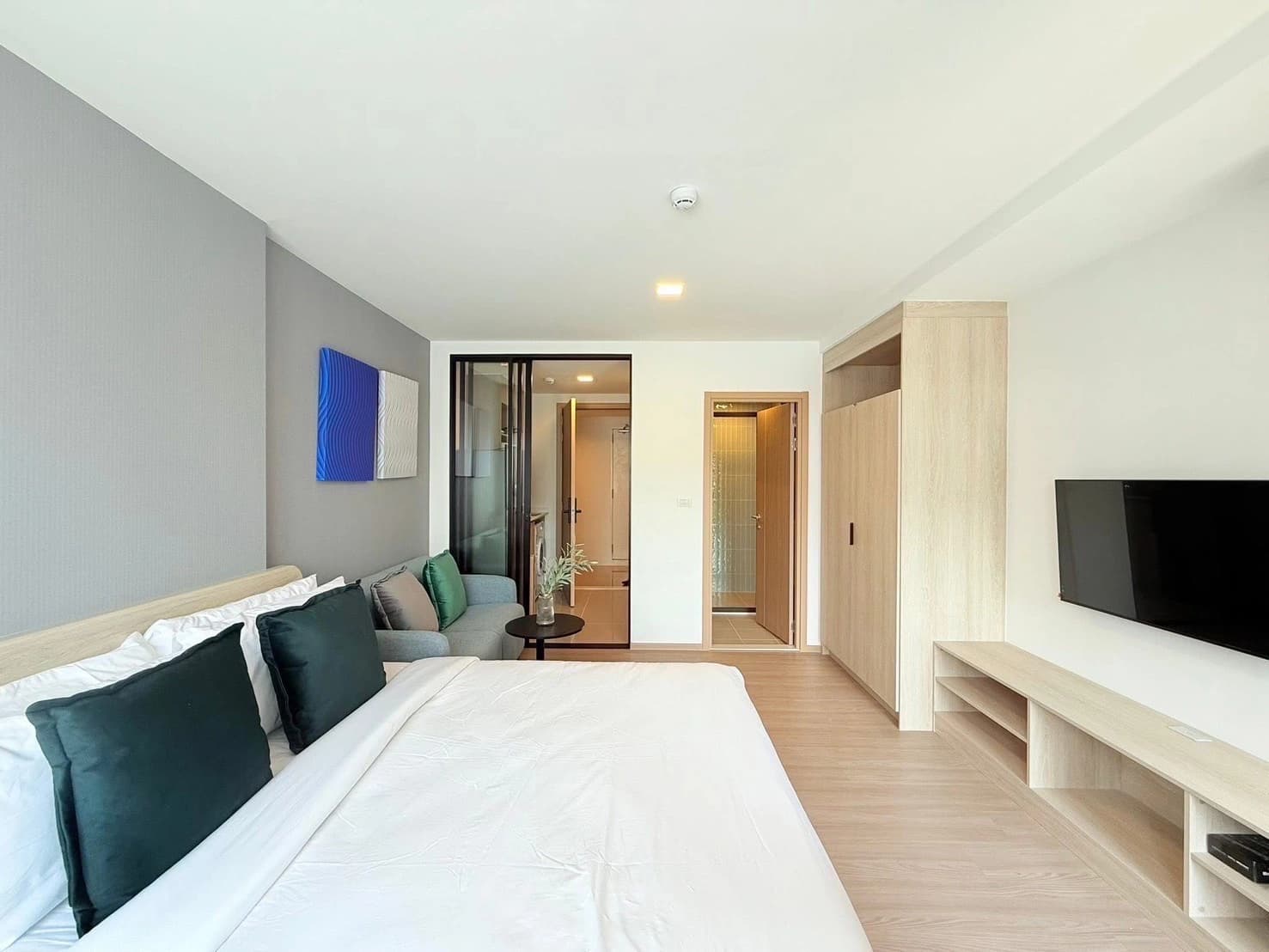 Studio for rent, Base Bukit