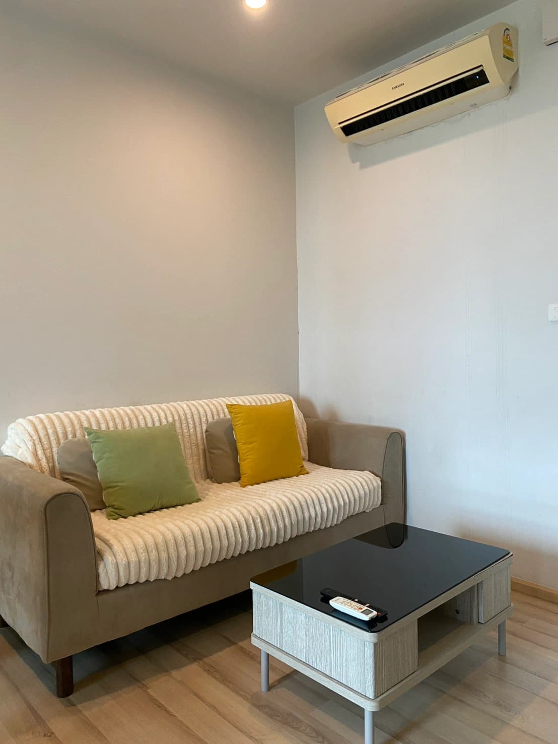 1 bedroom condo for rent The Base Height - photo 3