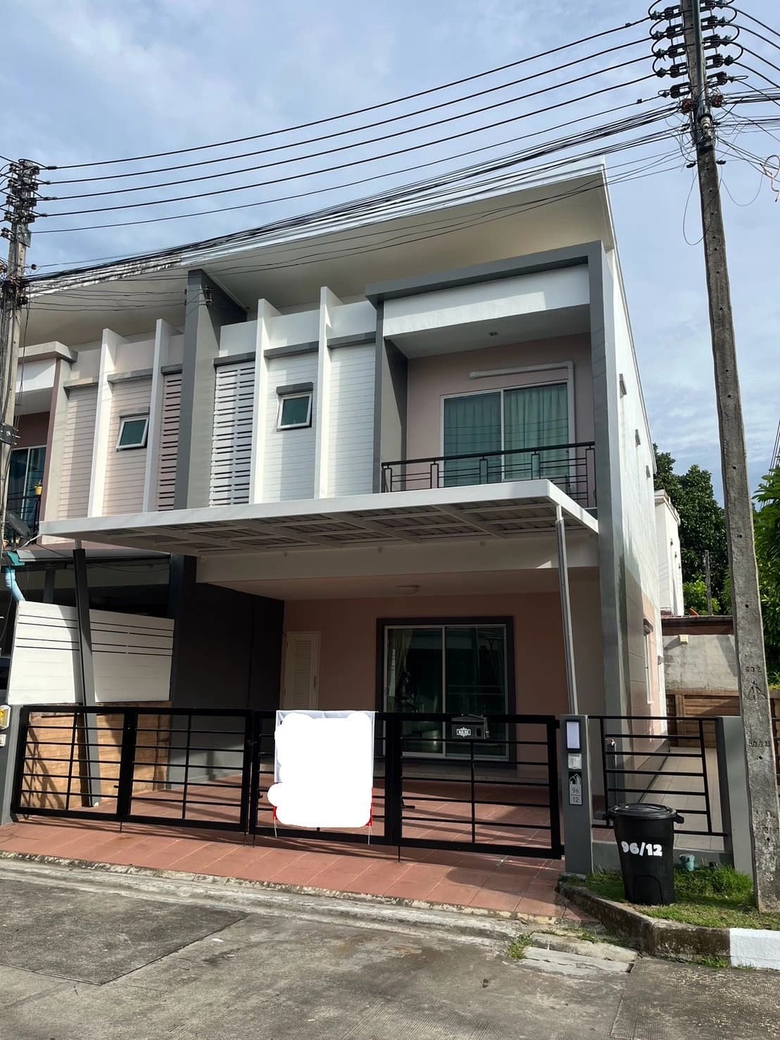 3 Beds House, Habitown