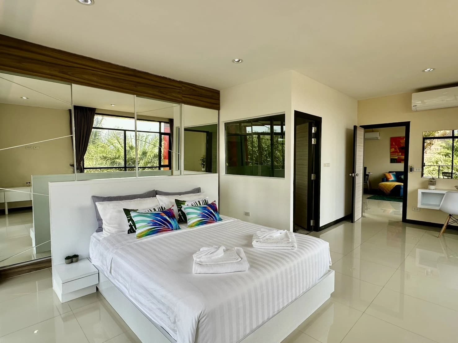 2 Beds Condo, Nai Harn Beach Condo - photo 2