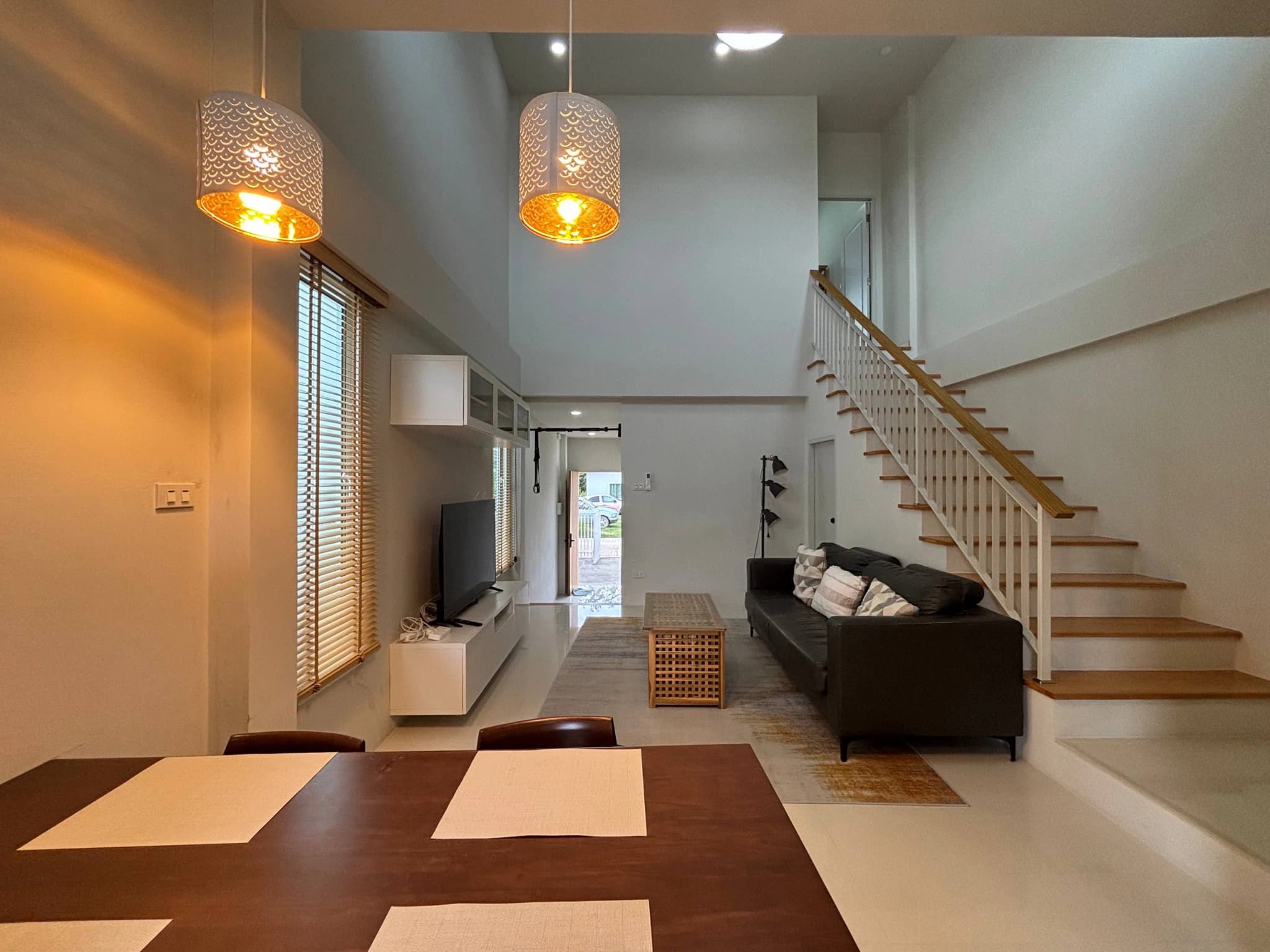 2 bedroom house for rent Modern Life Si Sunthon - photo 5