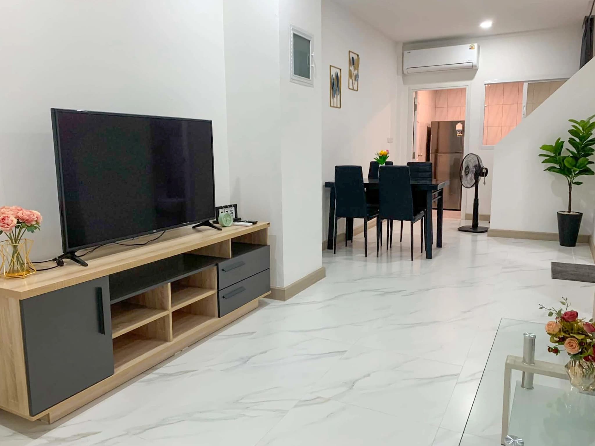 3 bedroom house for rent Chanakan Delight Kuku - photo 2