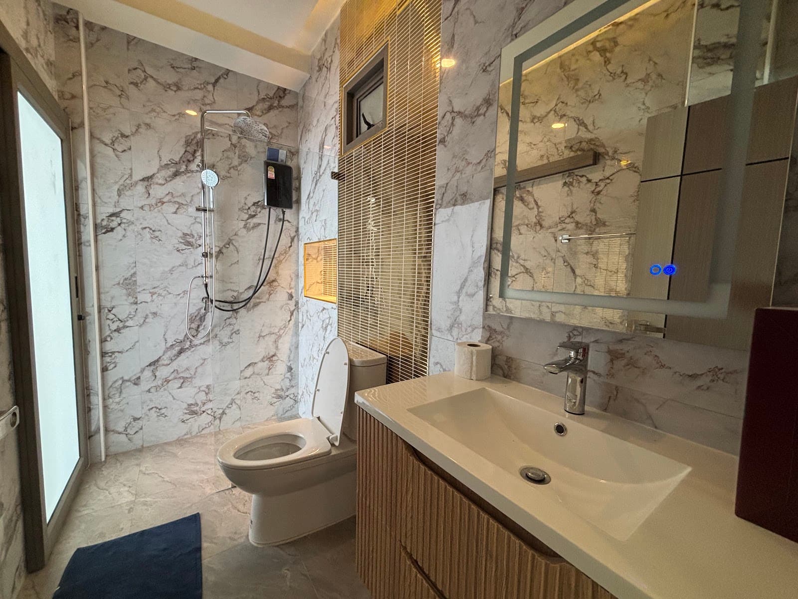 3 Beds Villa in Rawai - photo 4