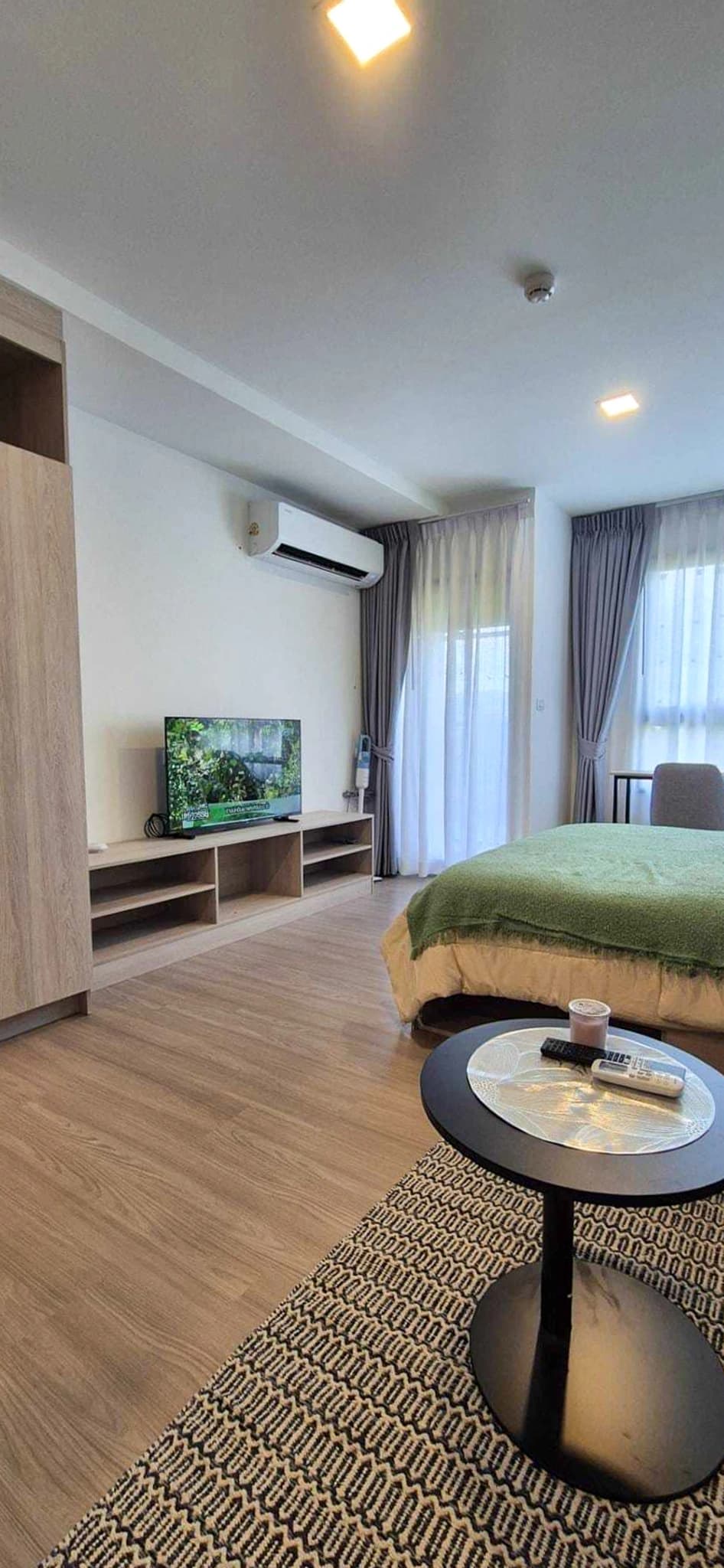 Studio condo for rent The Base Bukit - photo 4