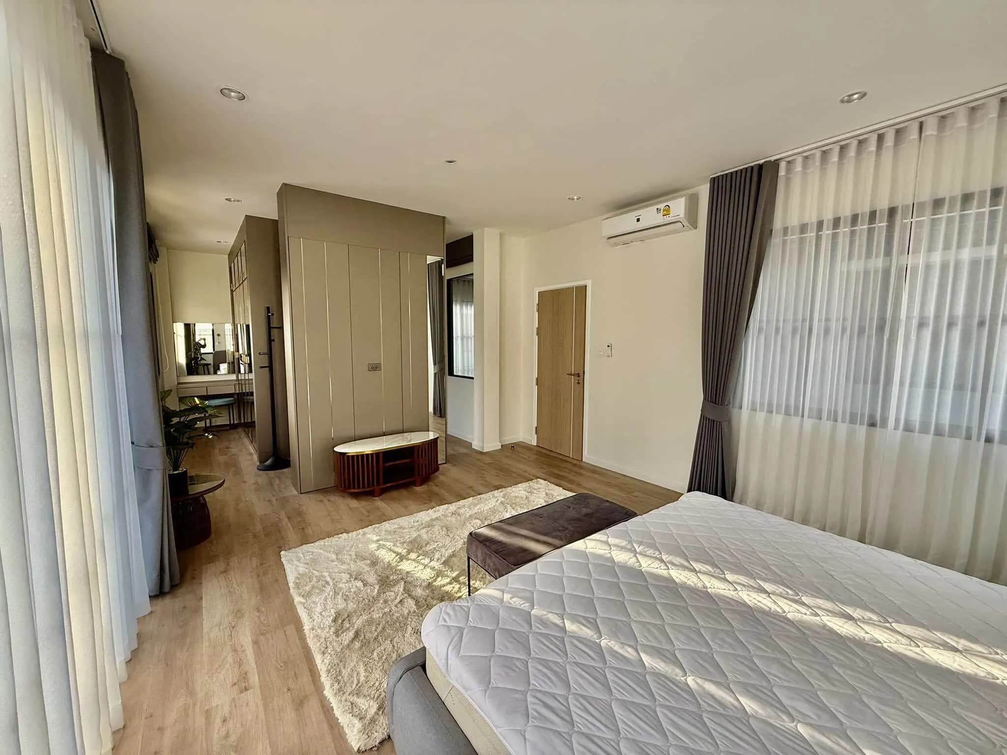 4 Beds Villa, Crown Estate Dulwich Road - photo 5