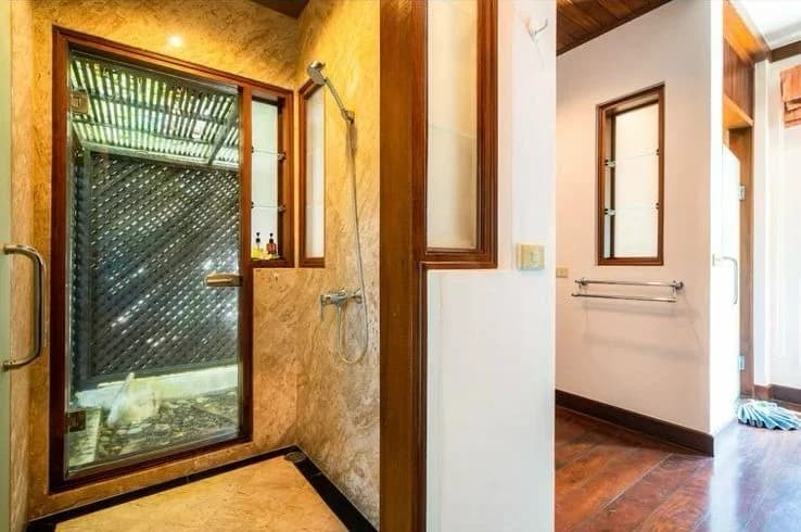 4 Beds Villa, Nai Harn Baan Bua - photo 2