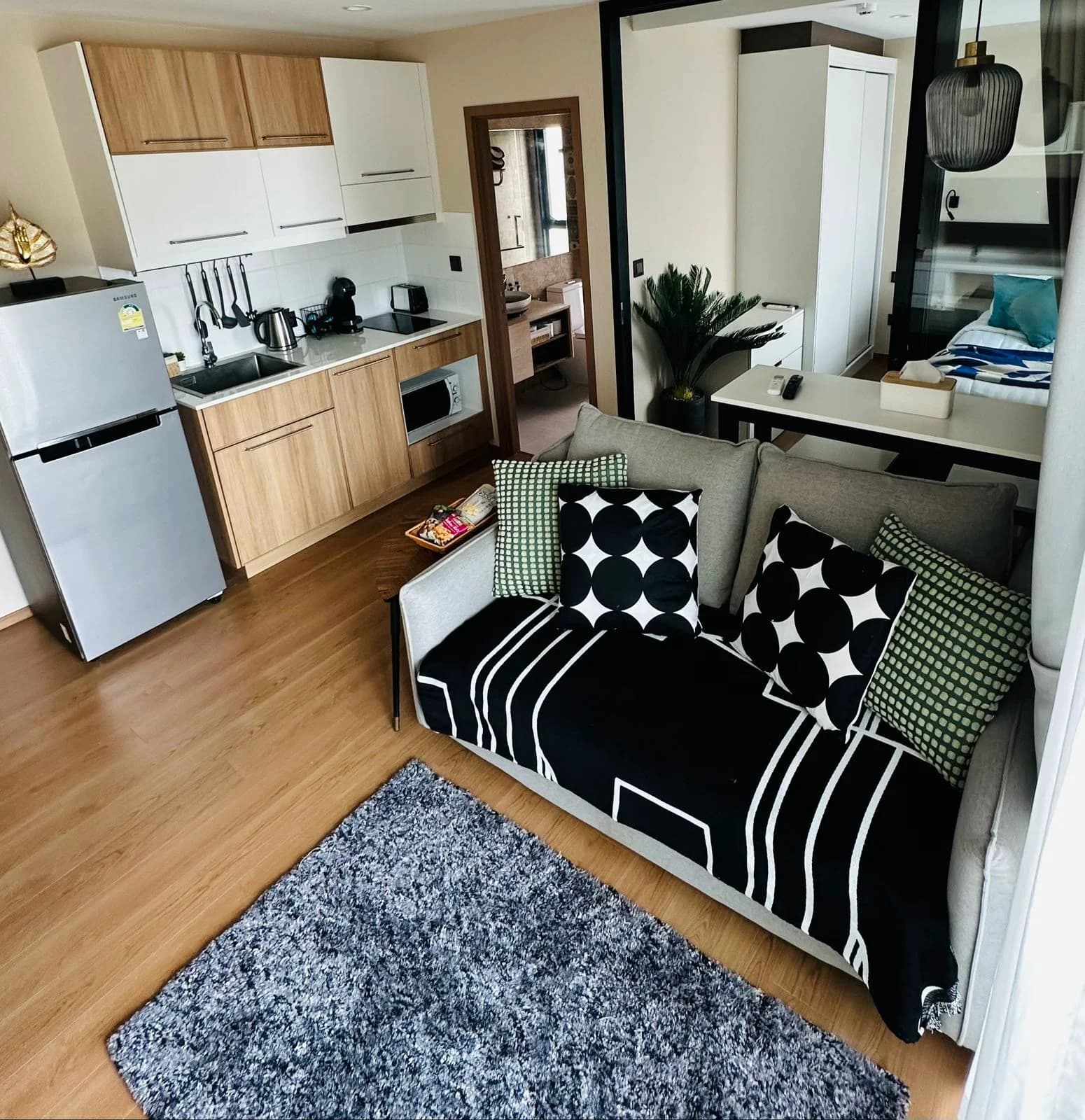 1 Bed Condo, Title V - photo 5