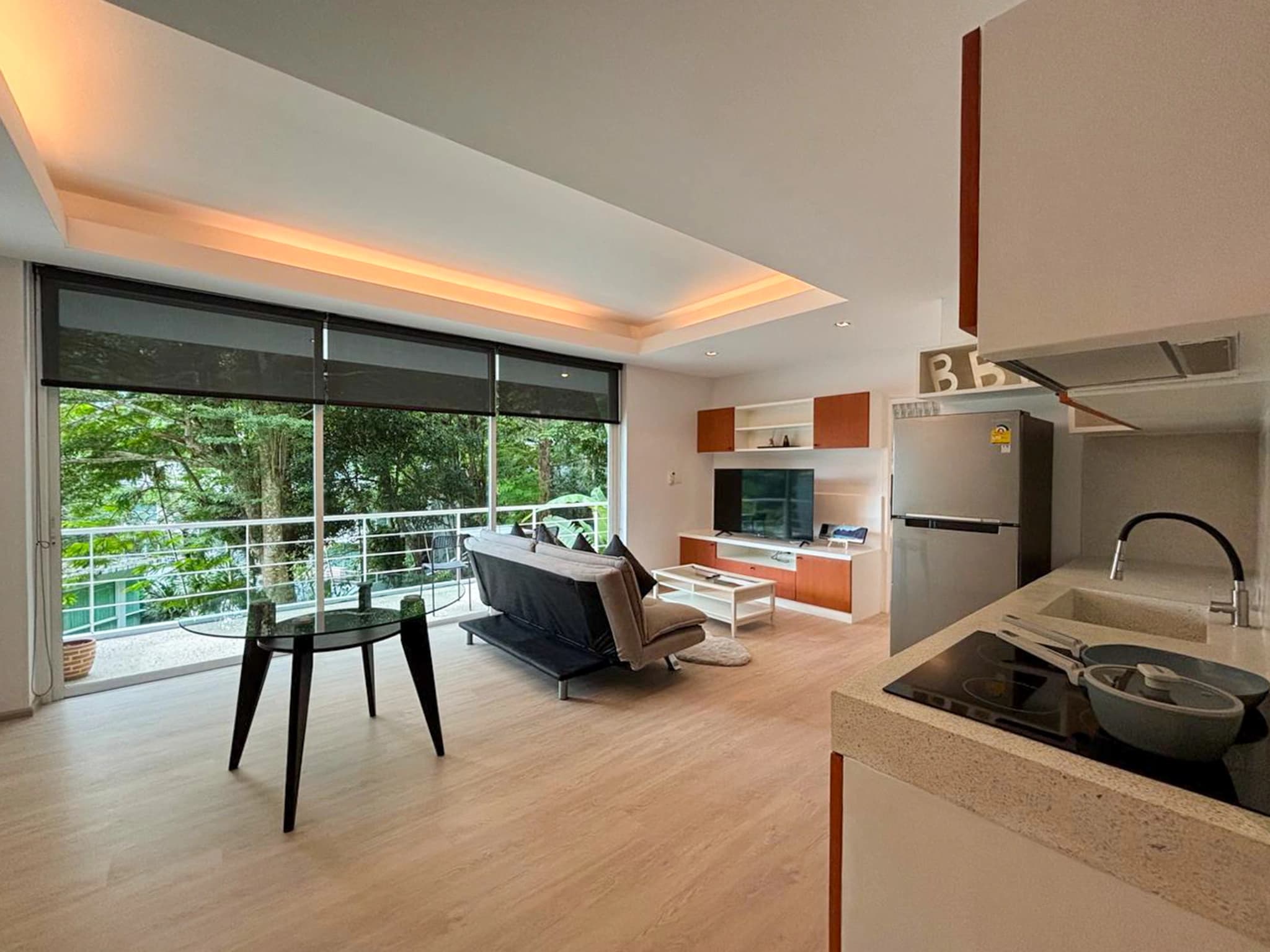 2 bedroom apartment for rent The Trees Residence