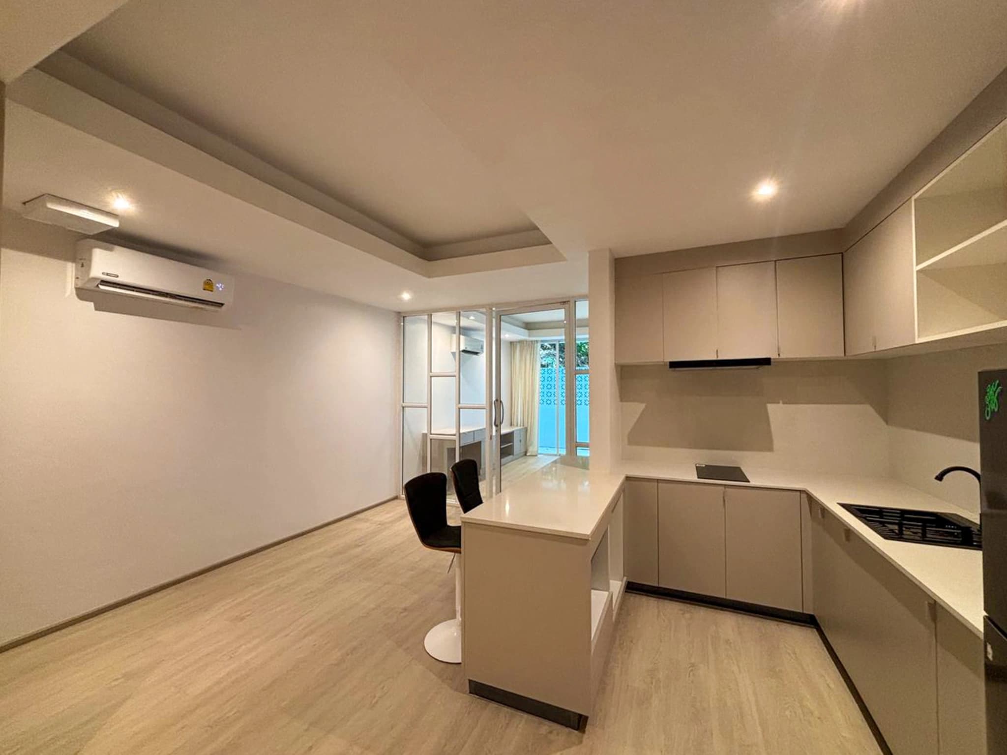 Studio apartment for rent The Trees Residence - photo 2