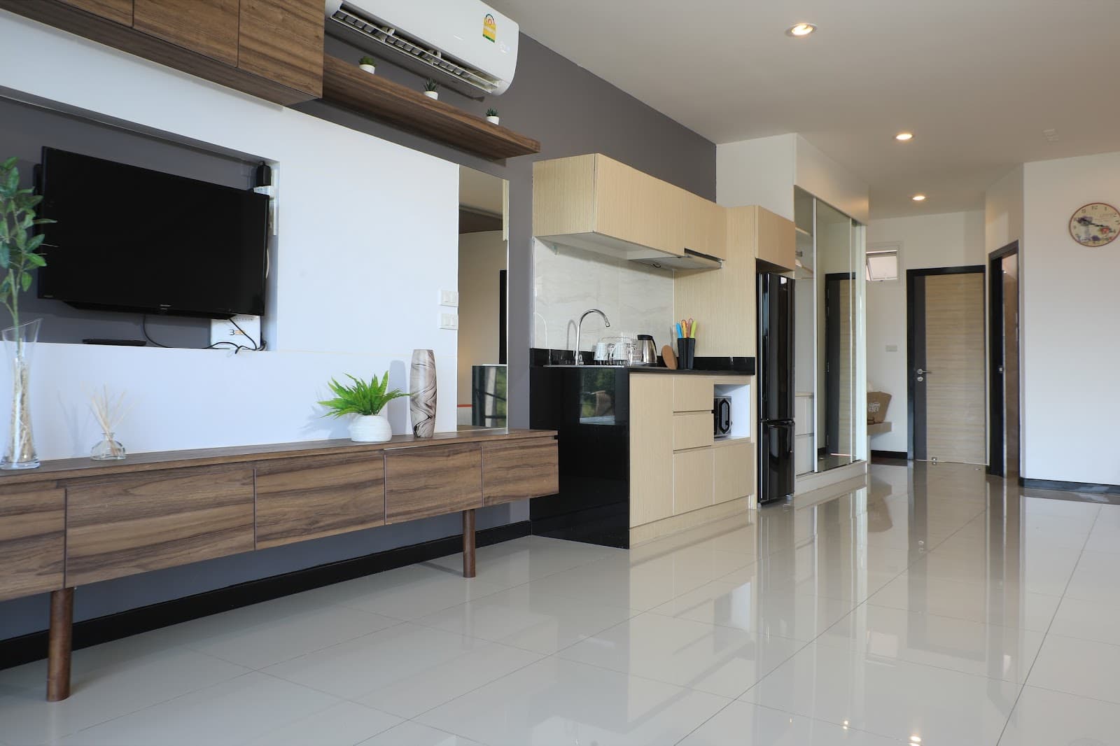 1 Bed Condo, Nai Harn Beach Condo - photo 3