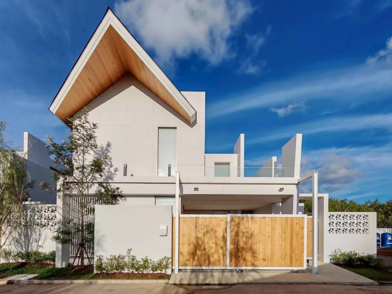 3 bedroom villa for rent LuxPride by Wallaya Villas - photo 2