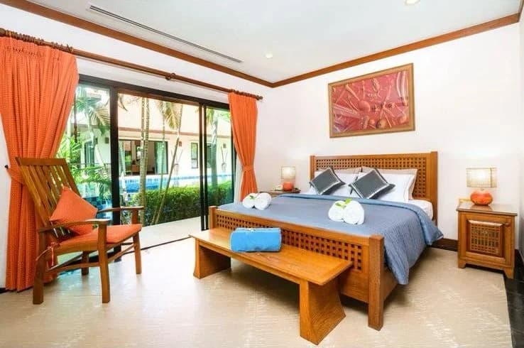 4 Beds Villa, Nai Harn Baan Bua - photo 4