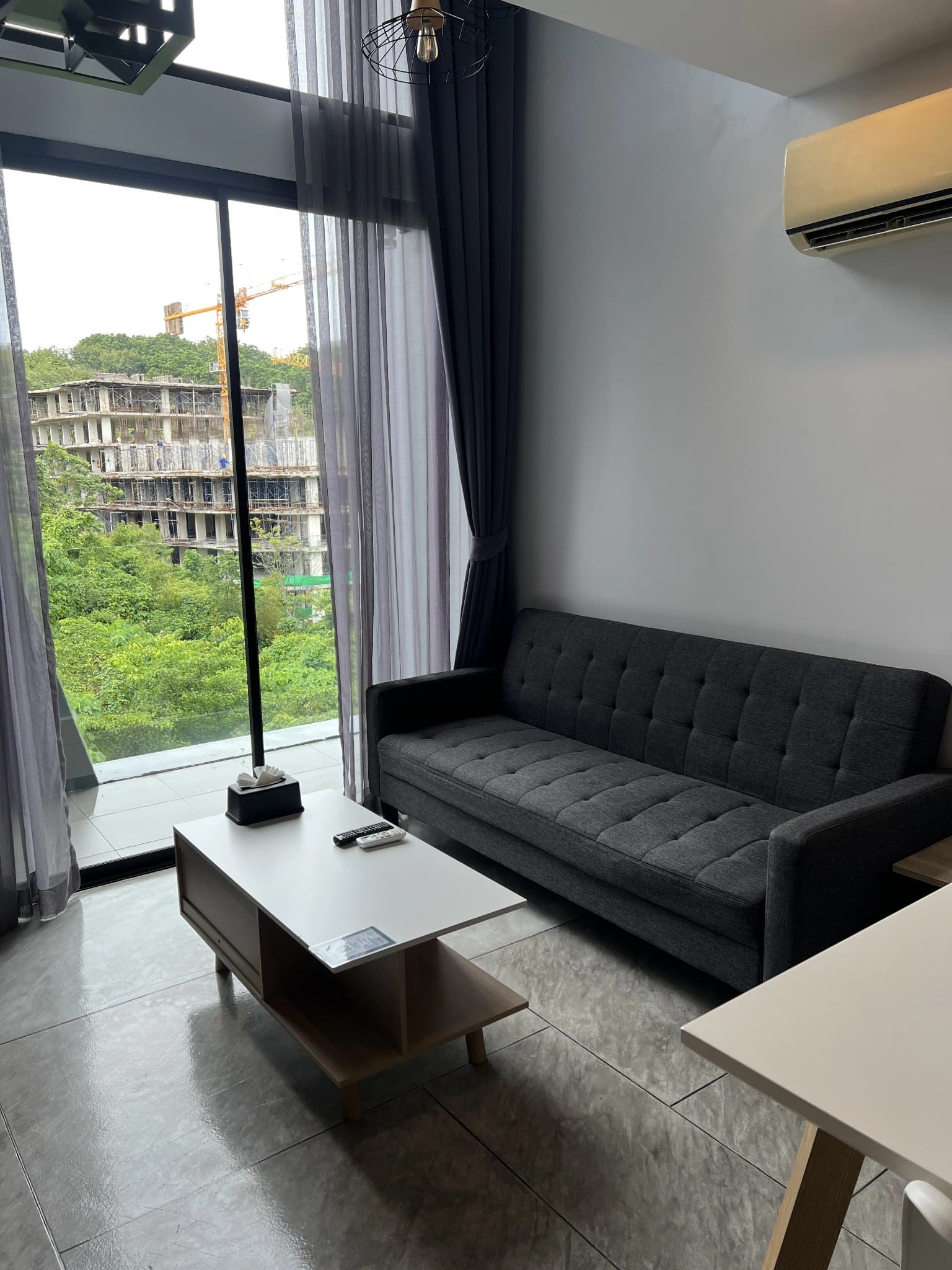 1 Bed Condo, Utopia Loft
