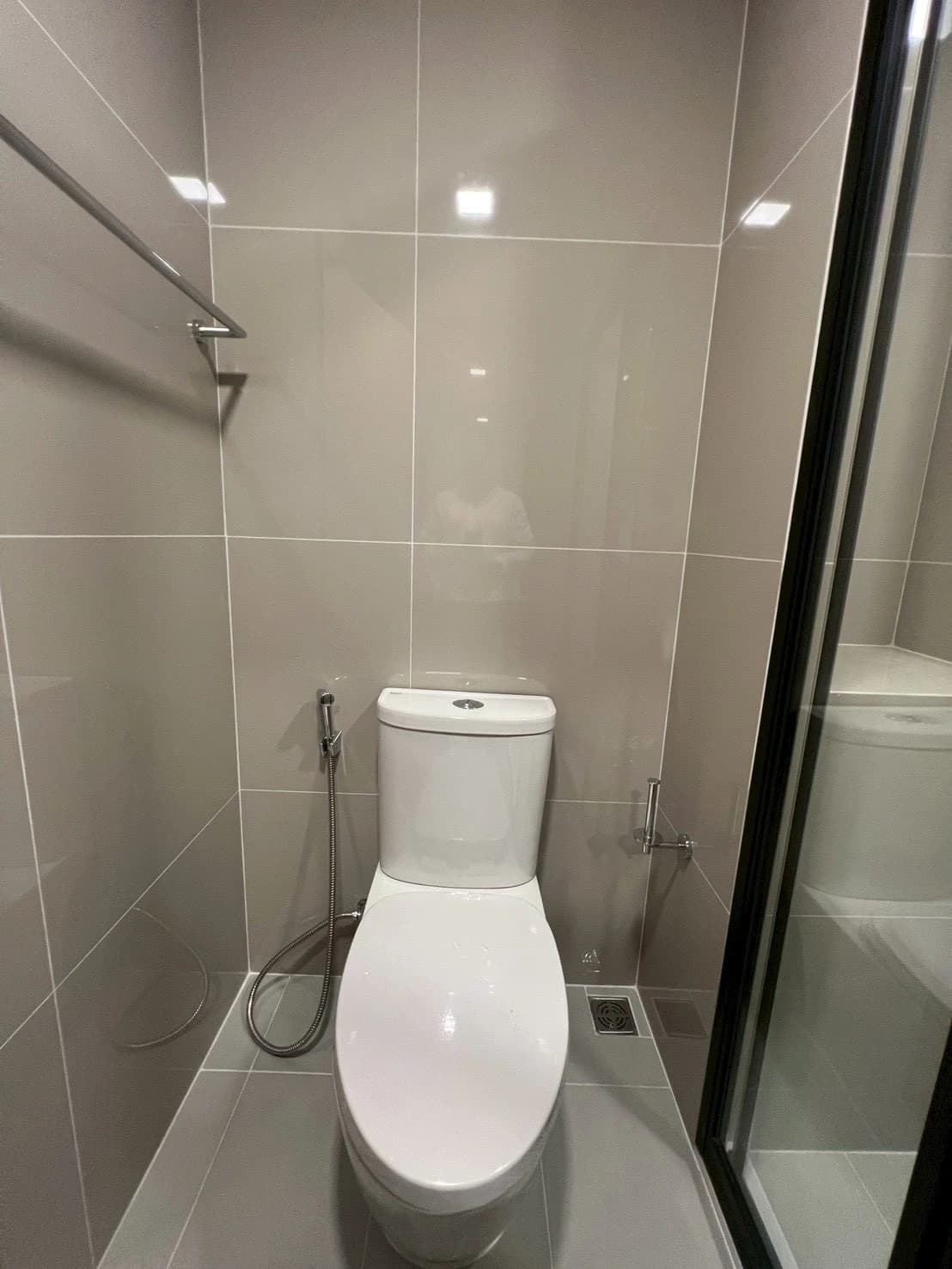1 Bed Condo, The Base Bukit - photo 3